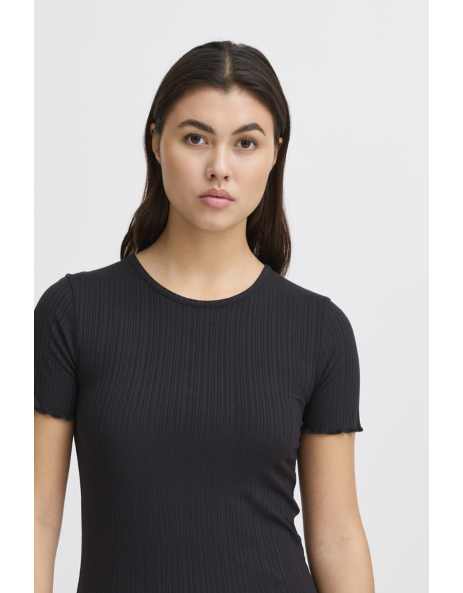 ICHI ICHI - Cella T Shirt (Black)