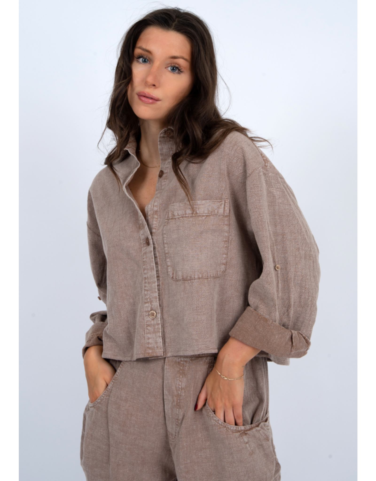 RD Style RD Style - Kerwin Crop Long Sleeve Button Up (Acorn)