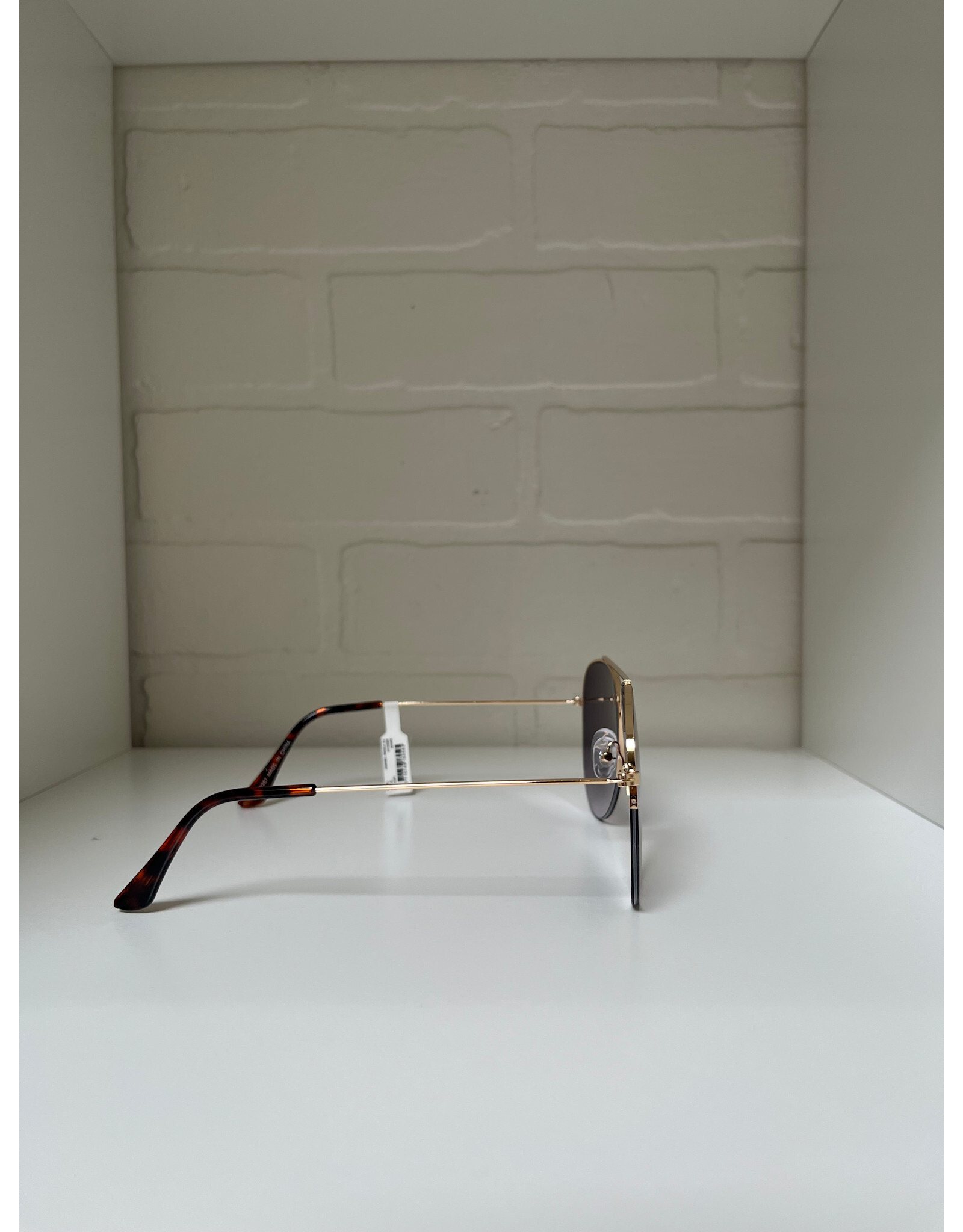 ICHI ICHI - Mabel Sunglasses (Gold Frame Aviator)