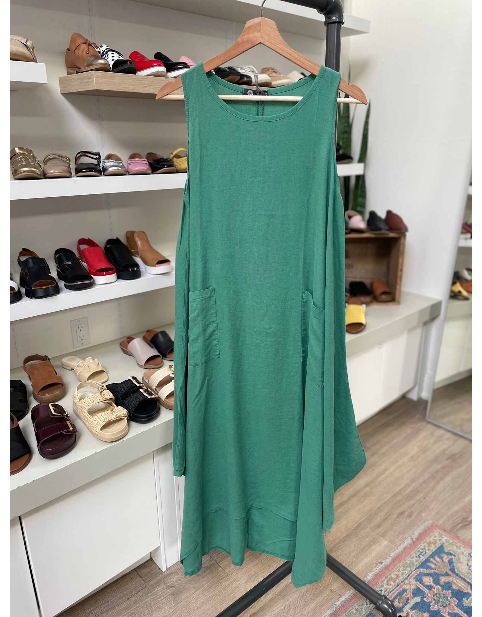 Made in Italy - Flowy Dress  with Pockets (Jade)