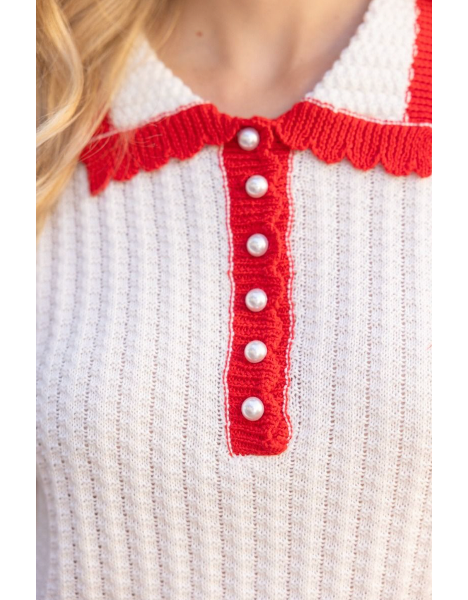Voy Scalloped Knit Top with Pearl Button Accent