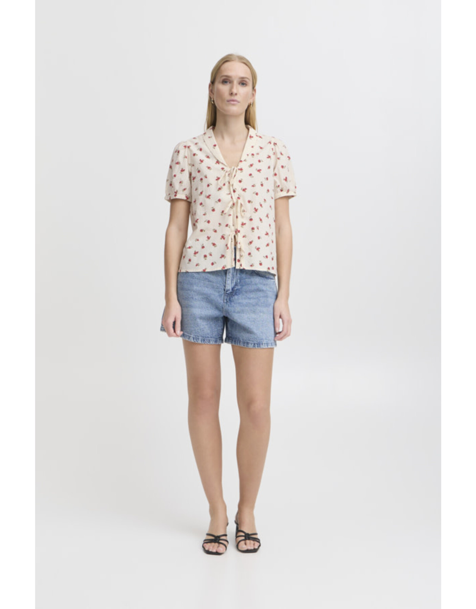 ICHI ICHI - Rosey Shirt (Geranium Flower)
