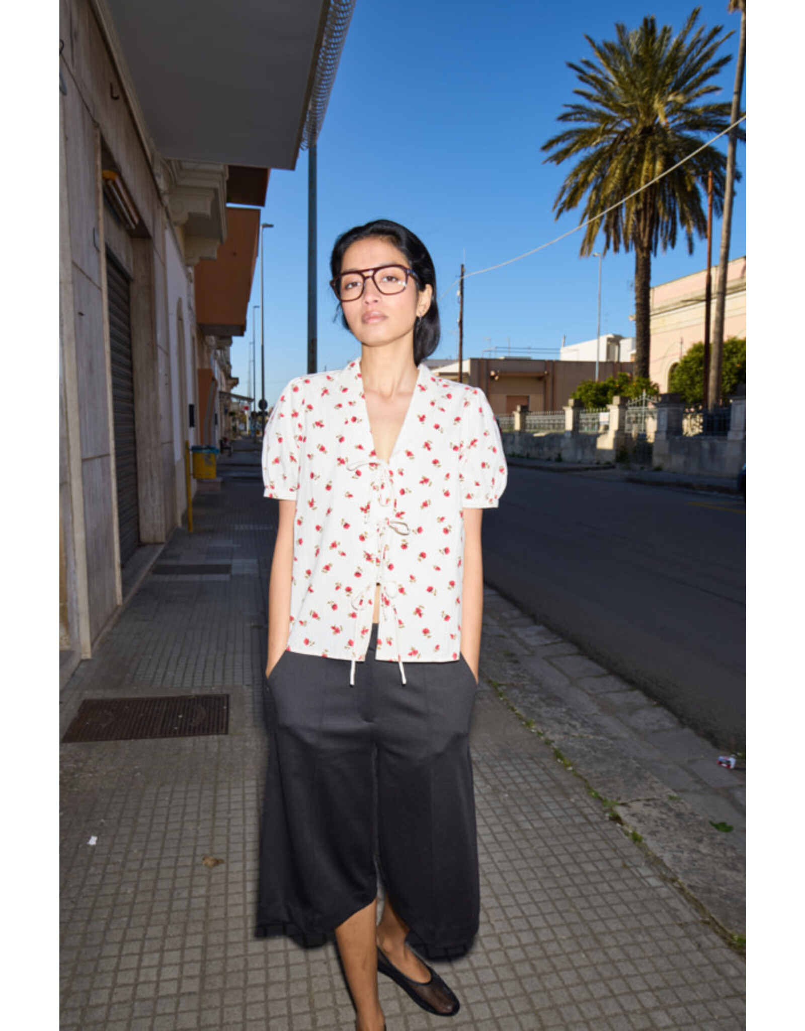 ICHI ICHI - Rosey Shirt (Geranium Flower)