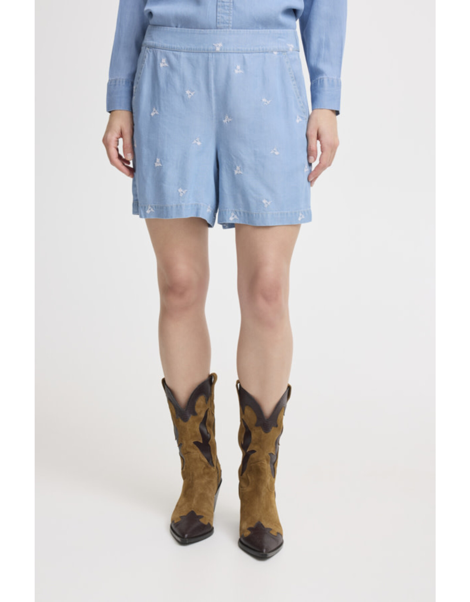 b.young b.young - Kosmo Shorts (Light Denim)