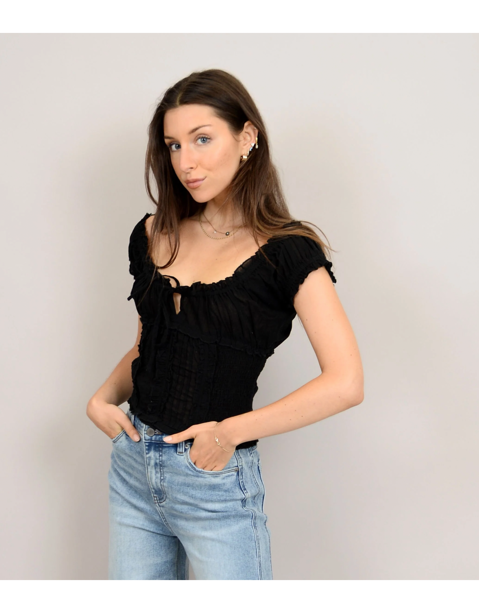 RD Style RD Style - Mica Puff Short Sleeve Shirred Top (Black)