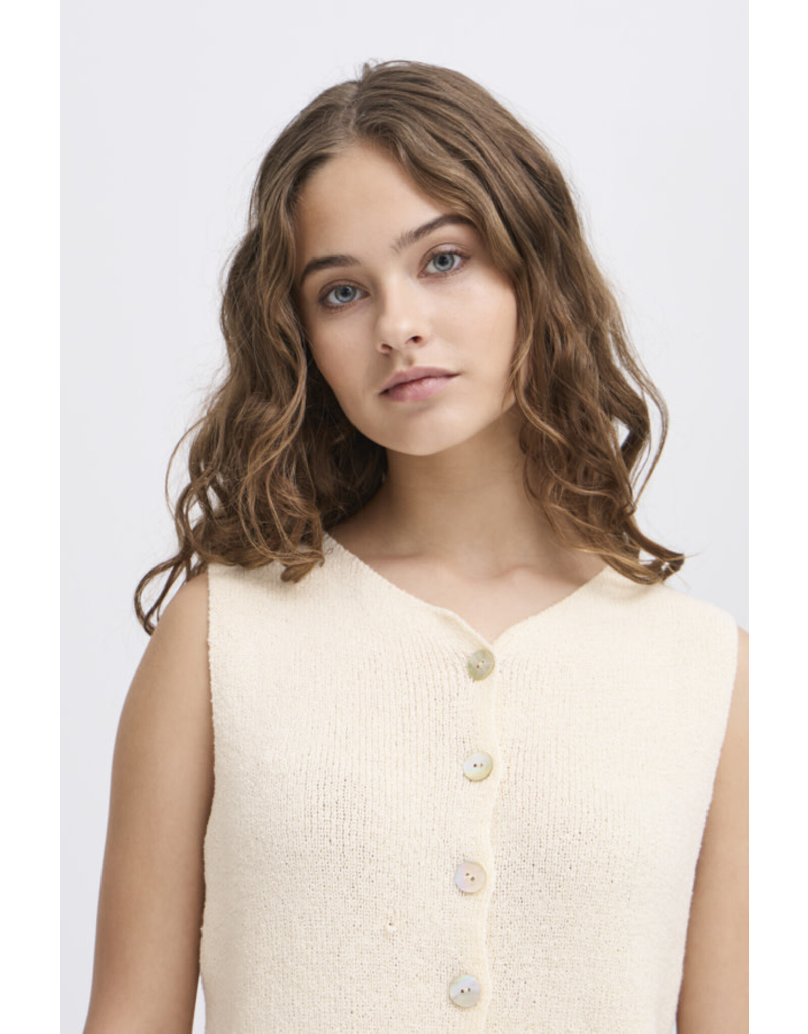 ICHI ICHI - Blonds Waistcoat (Almond Milk)