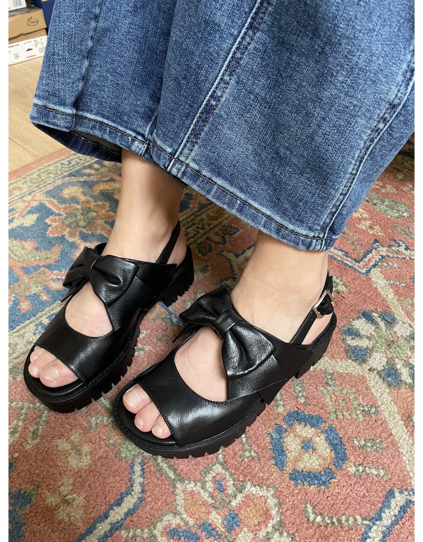 Django and Juliette Django & Juliette - Berker (Blk-Blk Leather)