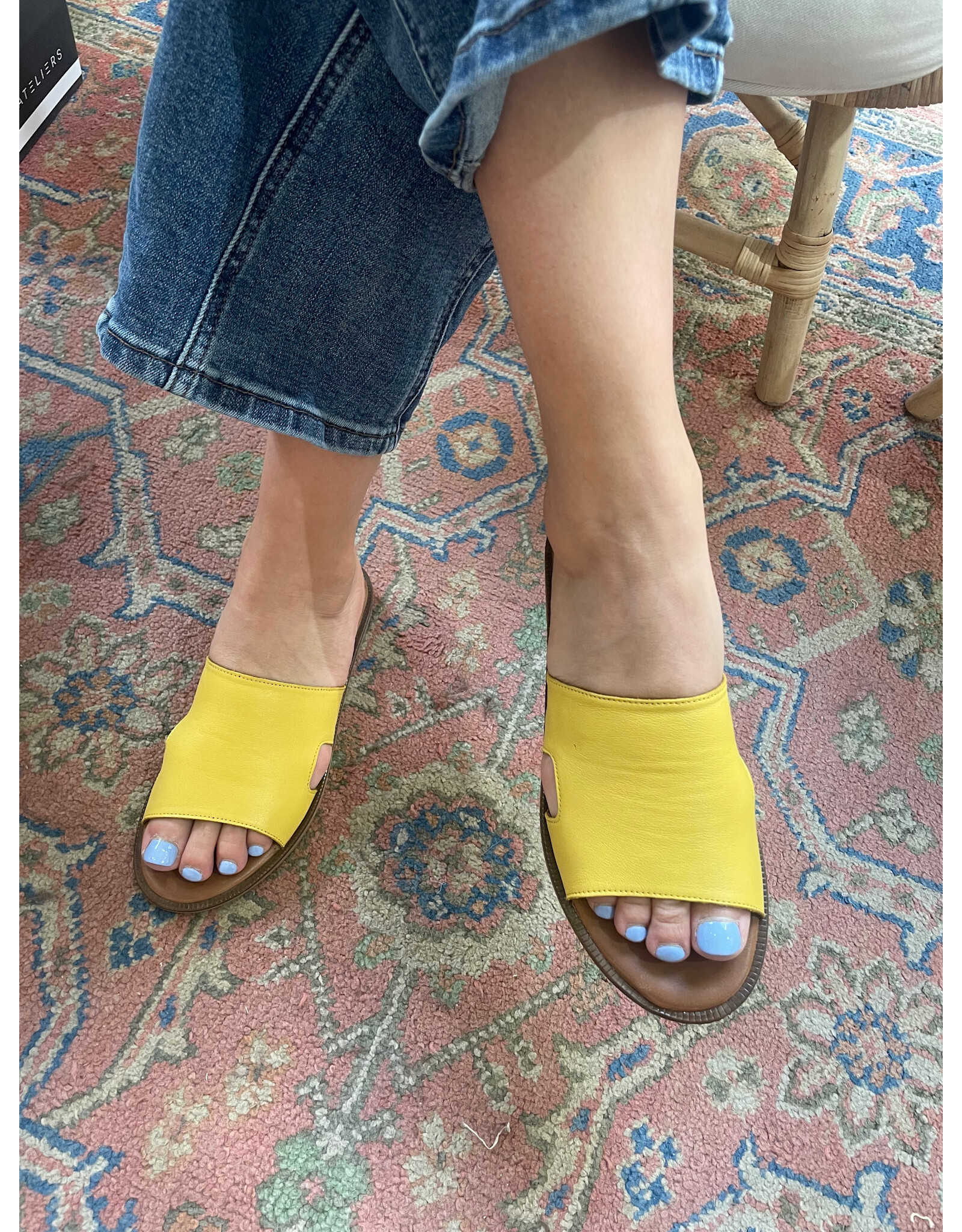 Bueno Bueno - Hendrix Slide Sandal (Yellow)