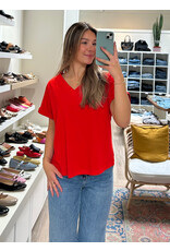 b.young b.young - Pandinna V Neck Tee (Scarlet Flame)