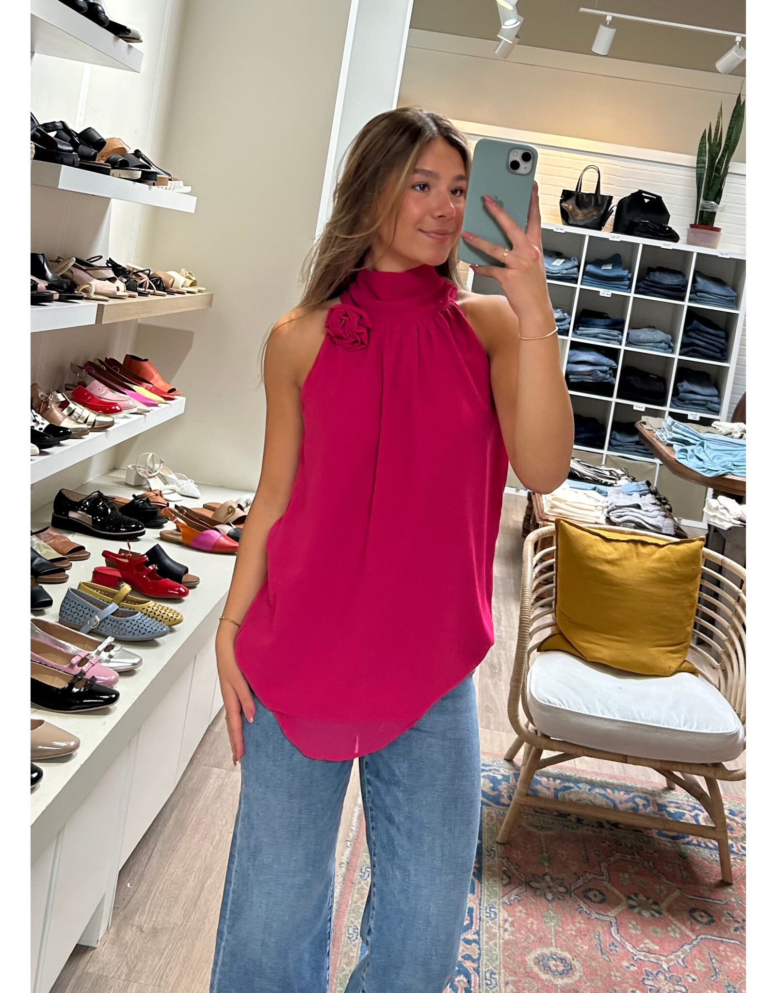 Papillon Papillon - Sleeveless Halter Neck Blouse (Magenta)