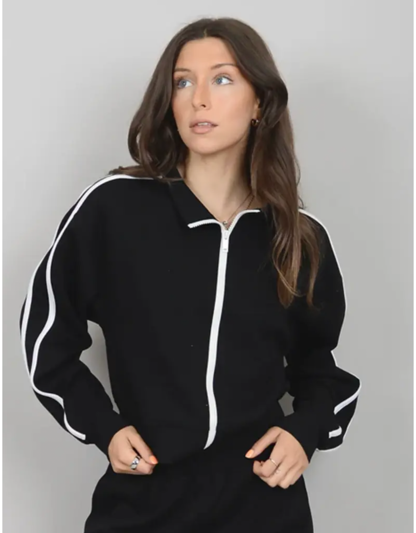 RD Style RD Style - Alisaie Soft Knit Zipper Top (Black / White)