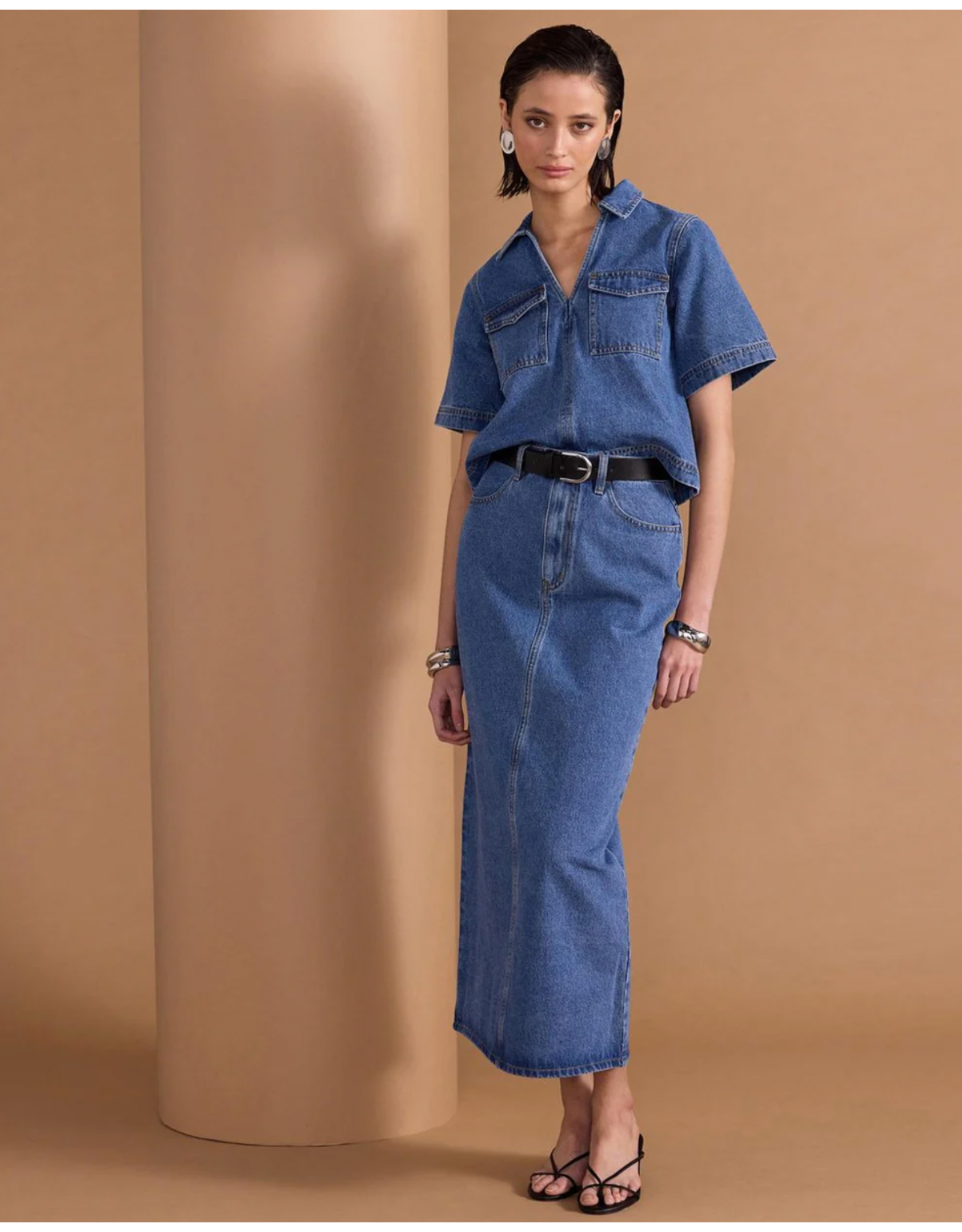 Staple The Label Staple - Alden Crop Denim Shirt (Mid Blue)