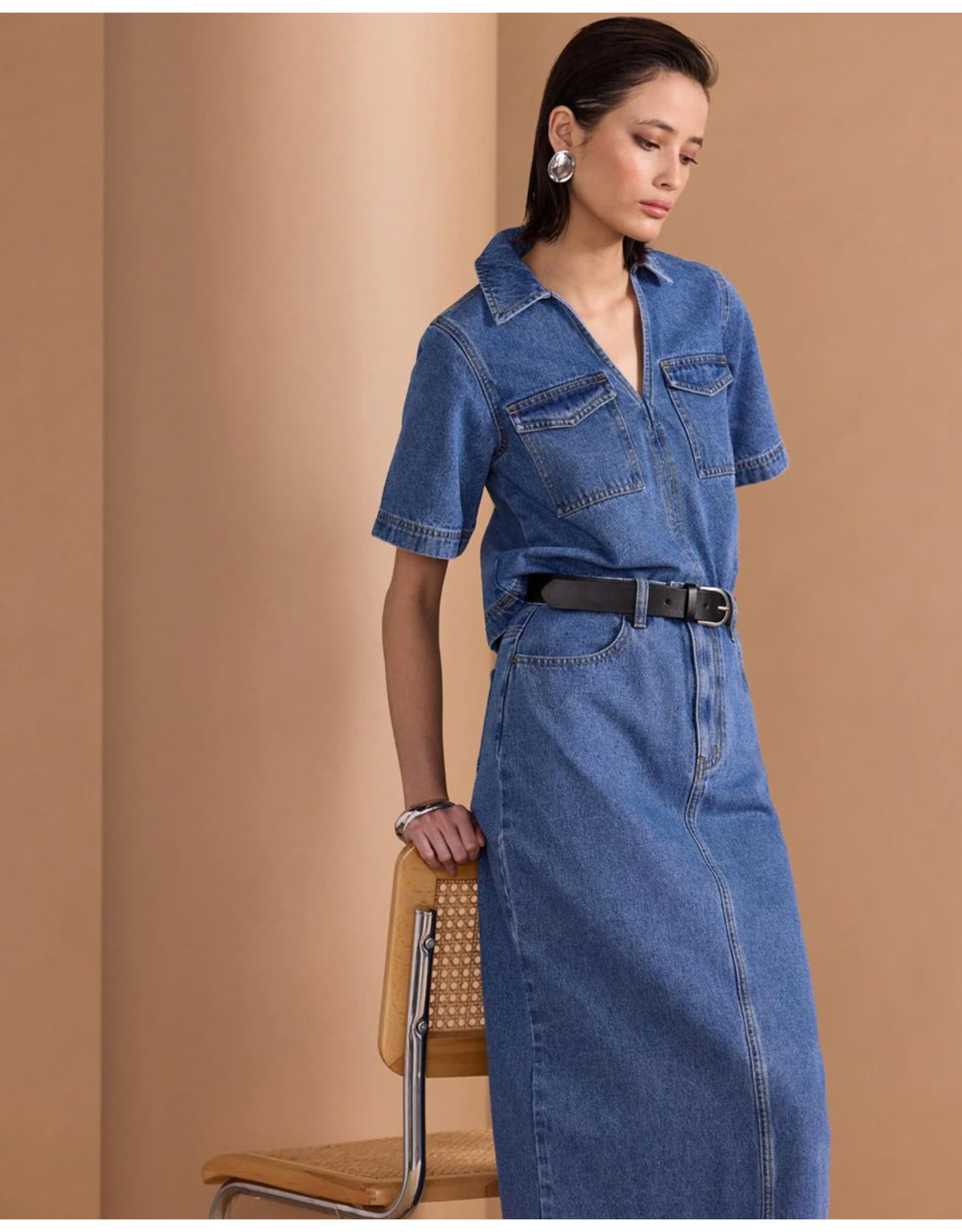 Staple The Label Staple - Alden Crop Denim Shirt (Mid Blue)