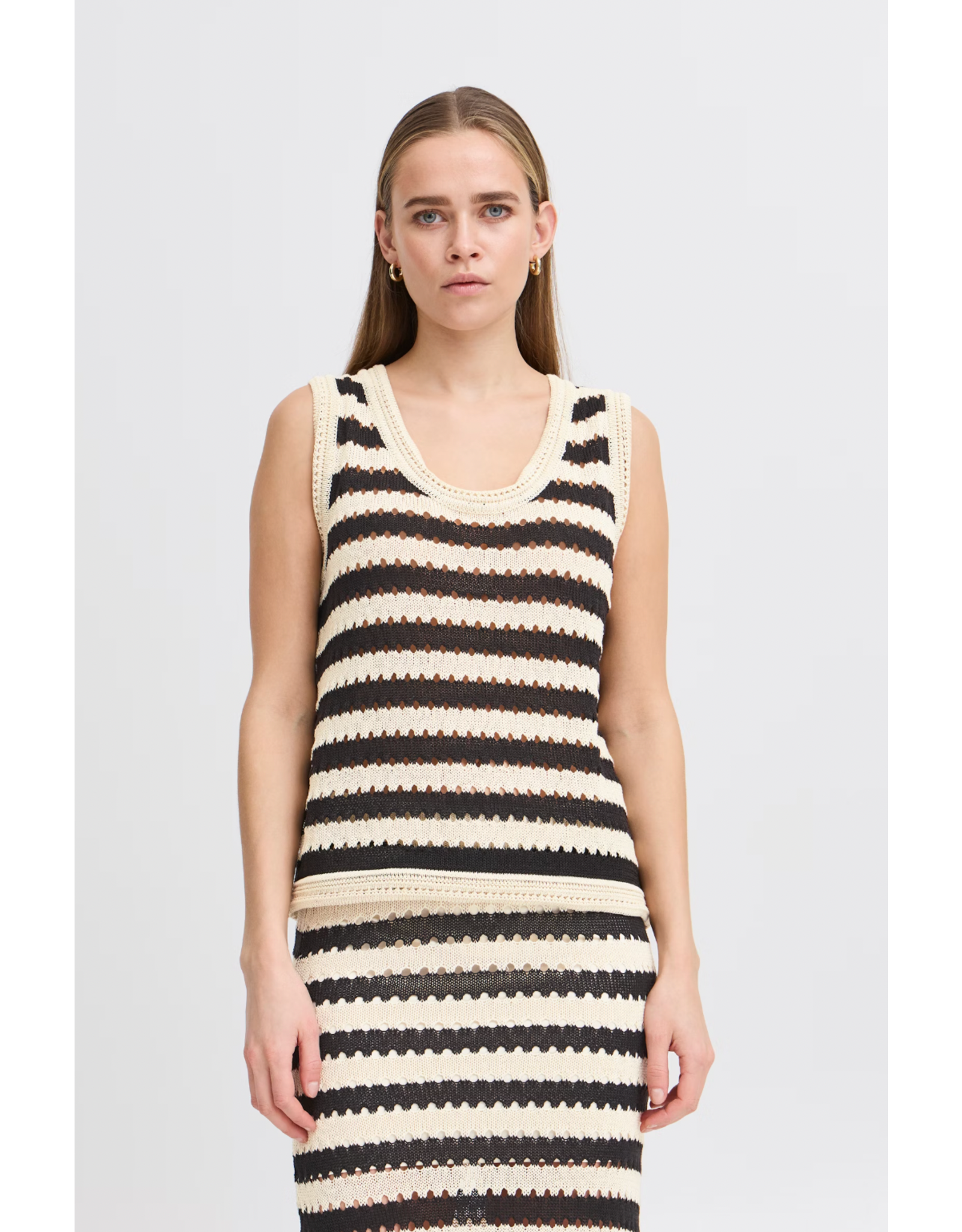 ICHI ICHI - Birdis Sleeveless Knit Top (Black / Almond Milk)