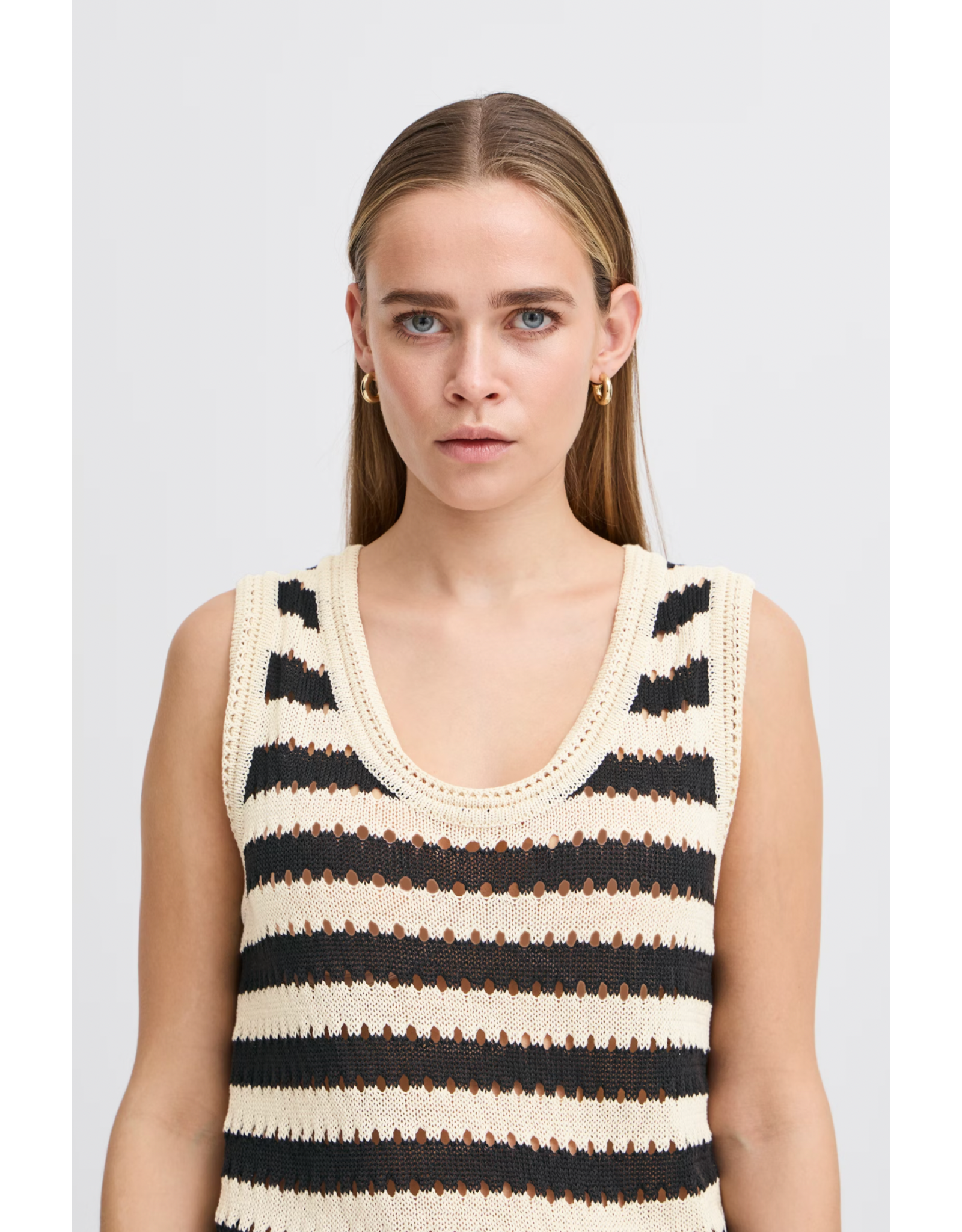 ICHI ICHI - Birdis Sleeveless Knit Top (Black / Almond Milk)