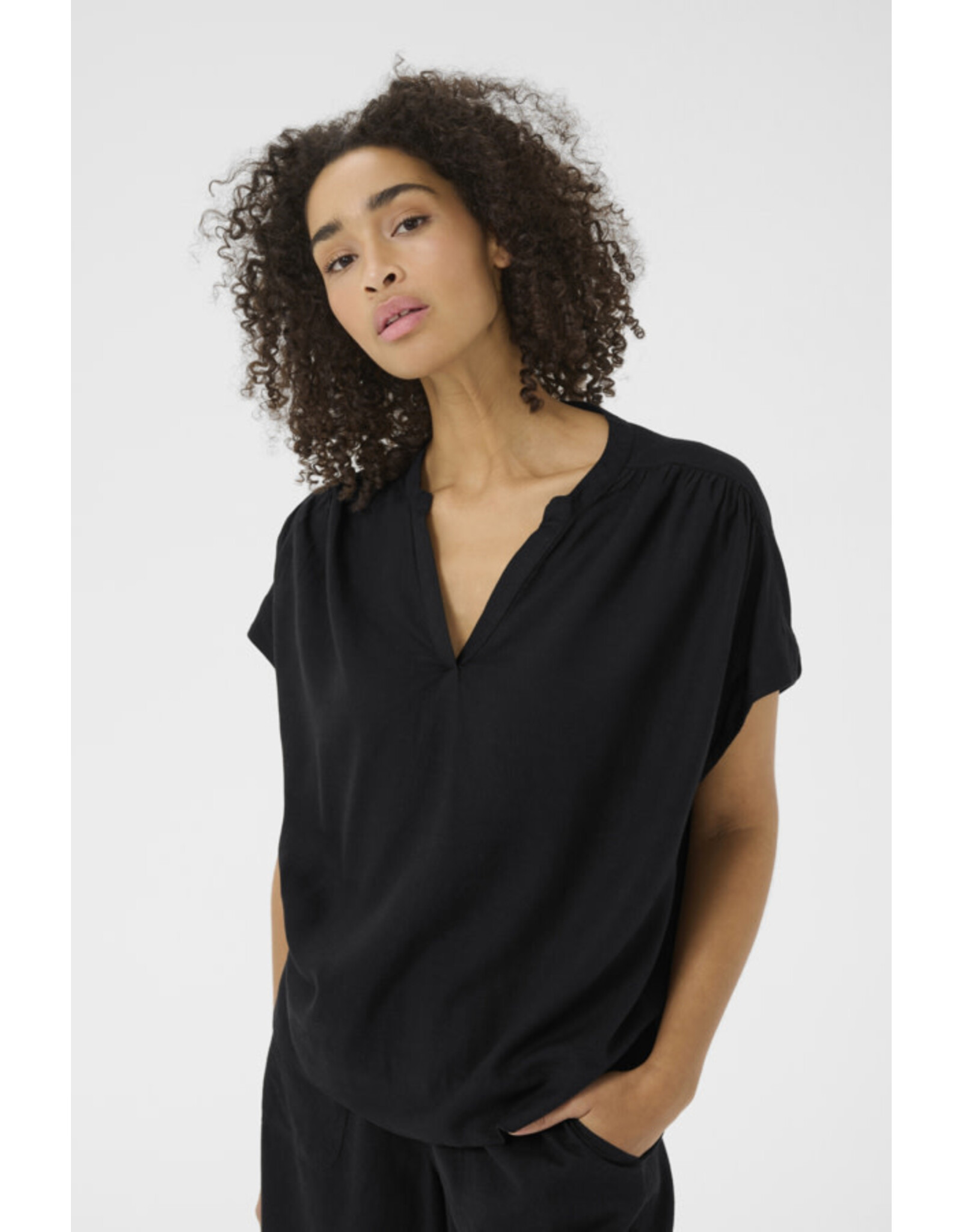 Kaffe Kaffe - Milia Short Sleeve Blouse (Black Deep)
