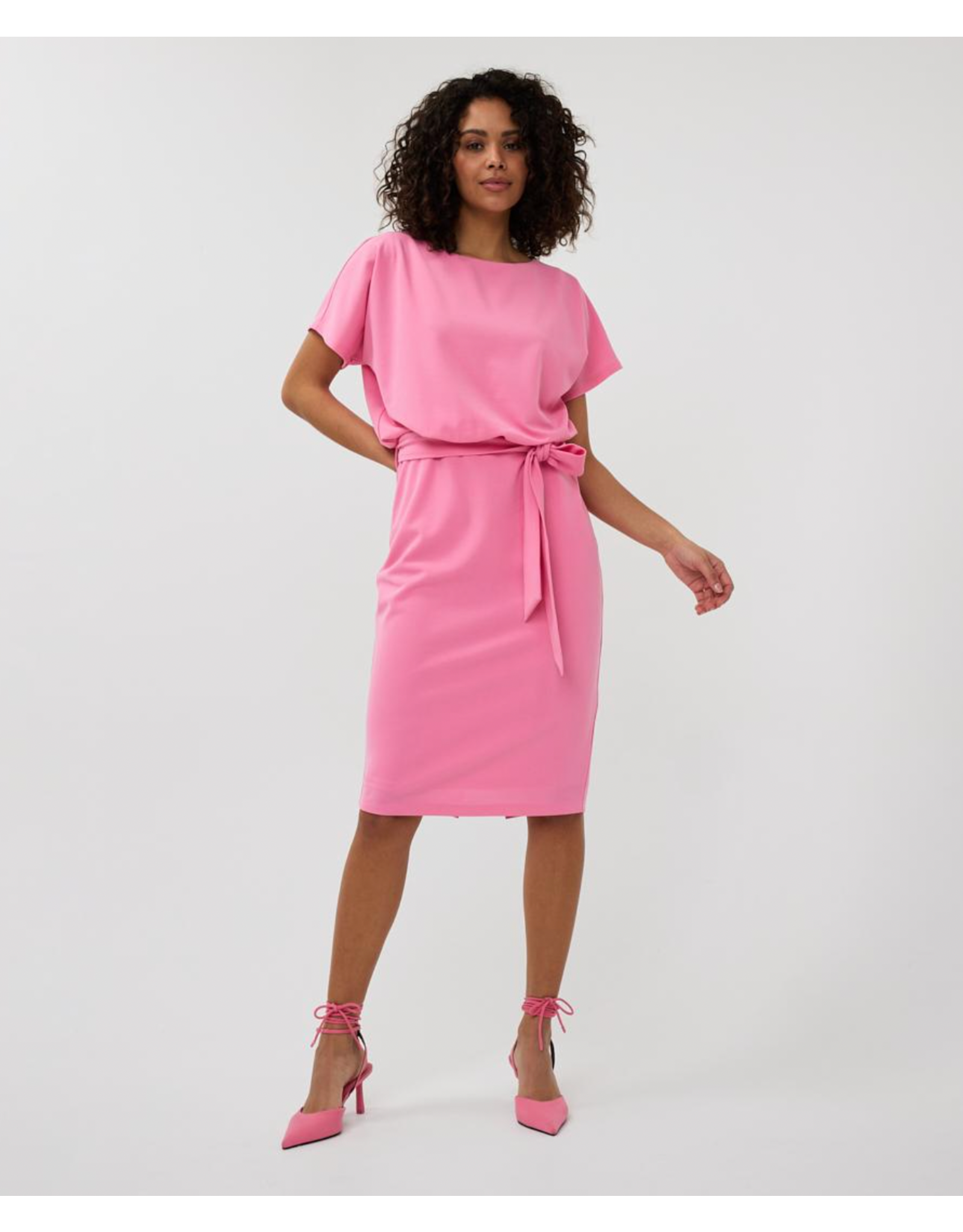 EsQualo EsQualo - Dress with Batwing Sleeves (Rose)