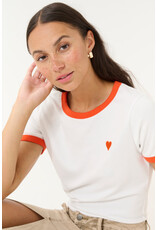 Kaffe Kaffe - Lilian Tee (Chalk / Grenadine)