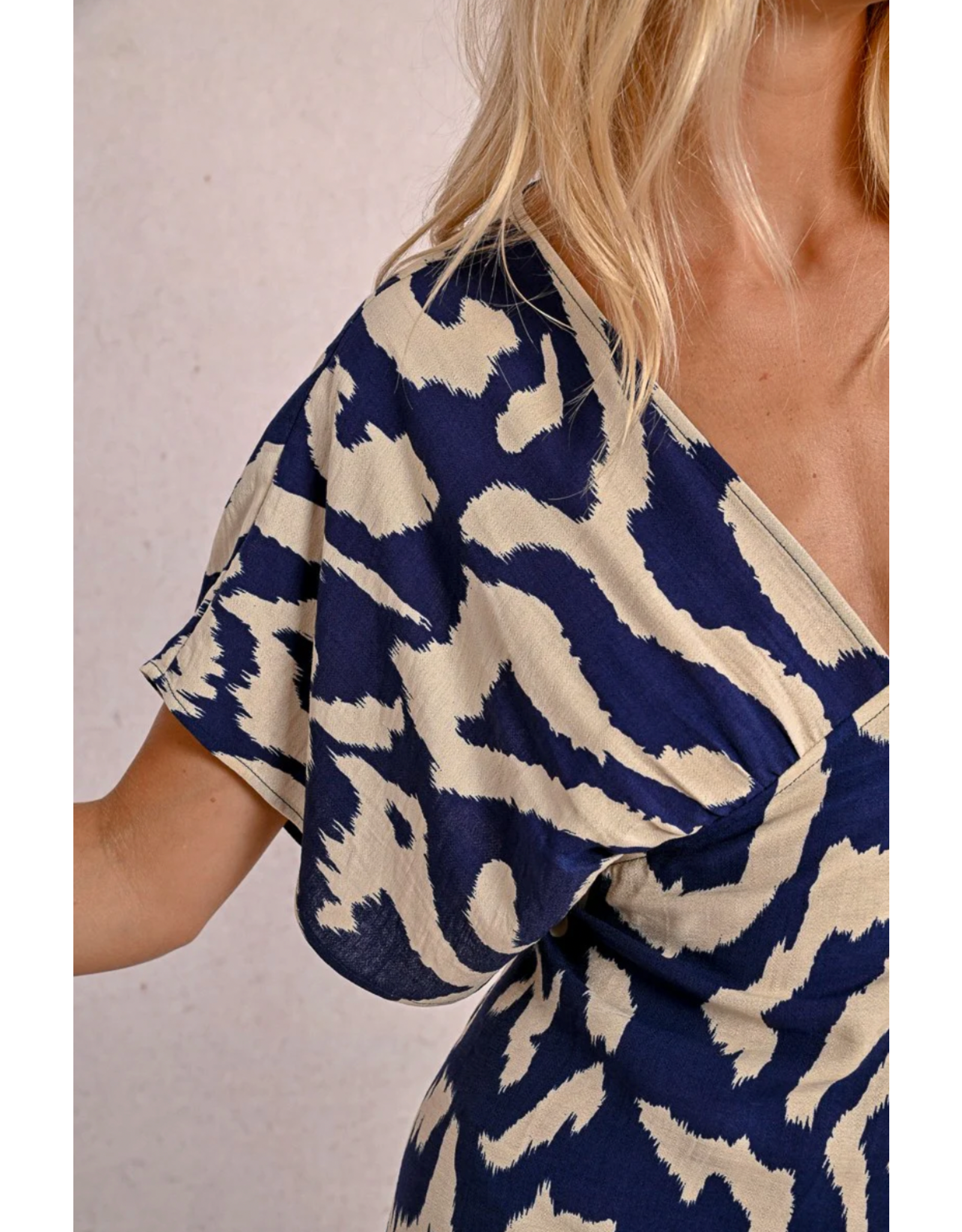 Molly Bracken Molly Bracken - V Neck Long Printed Dress (Navy)