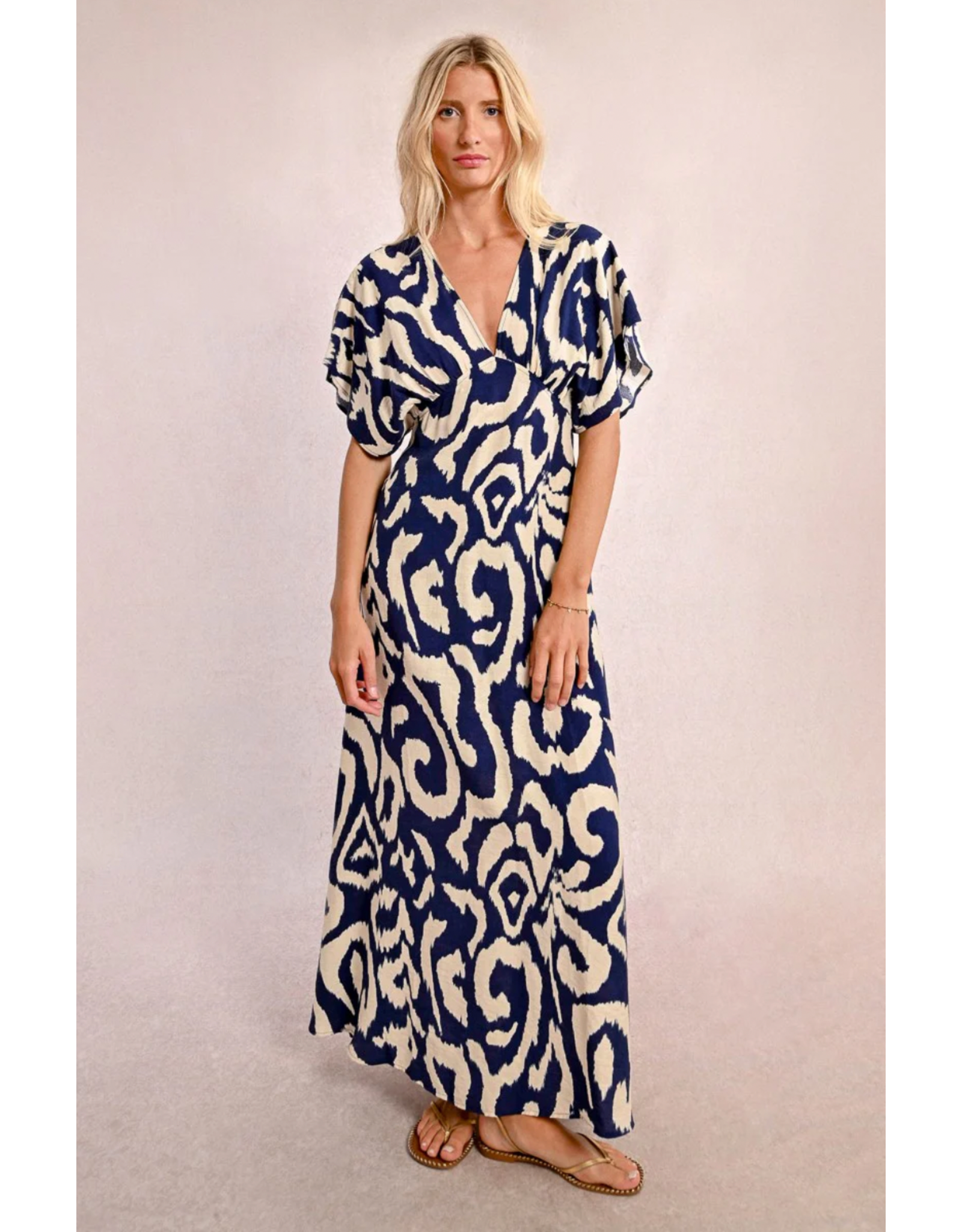 Molly Bracken Molly Bracken - V Neck Long Printed Dress (Navy)