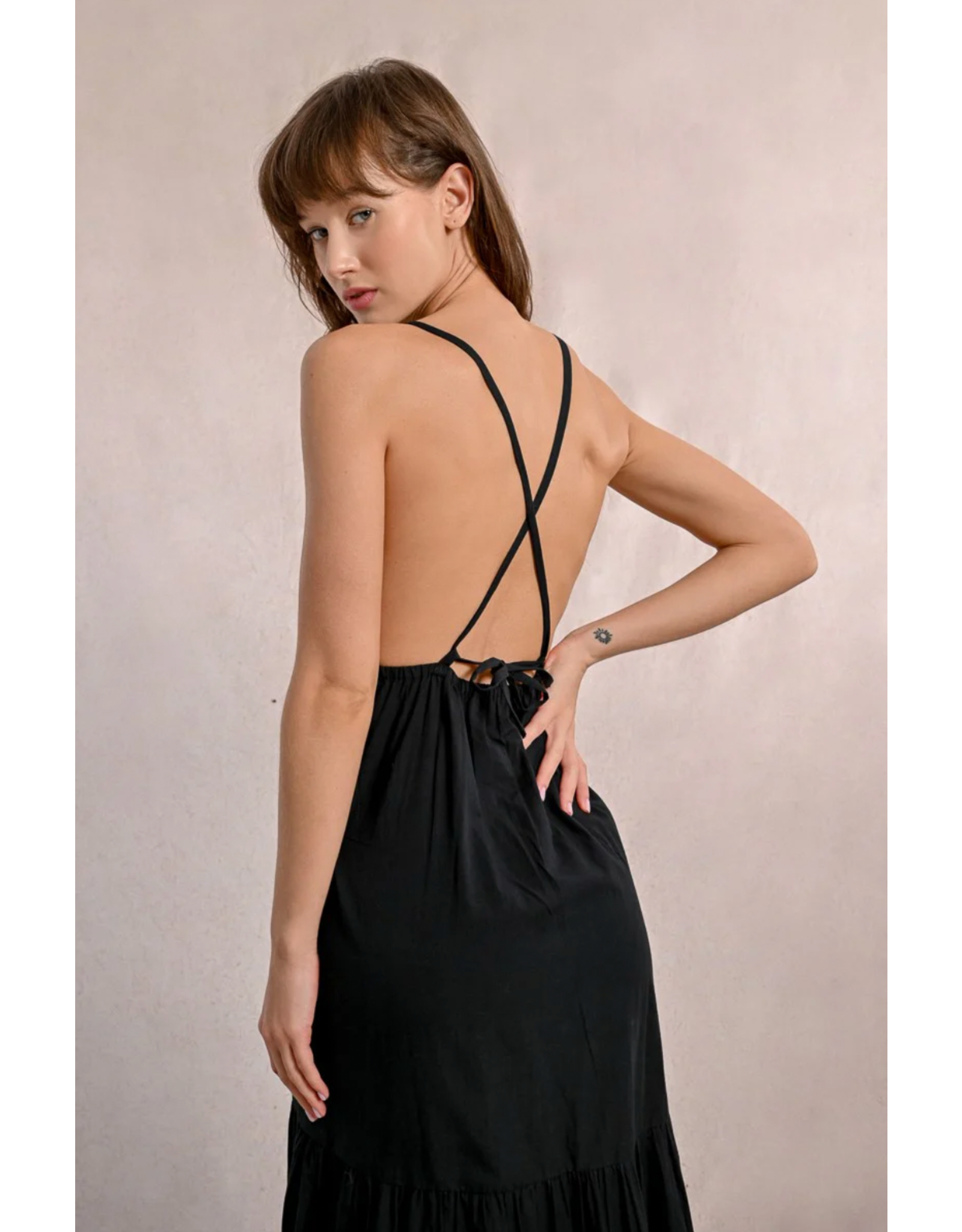 Molly Bracken Molly Bracken -  Maxi Dress with Cross Back (Black)
