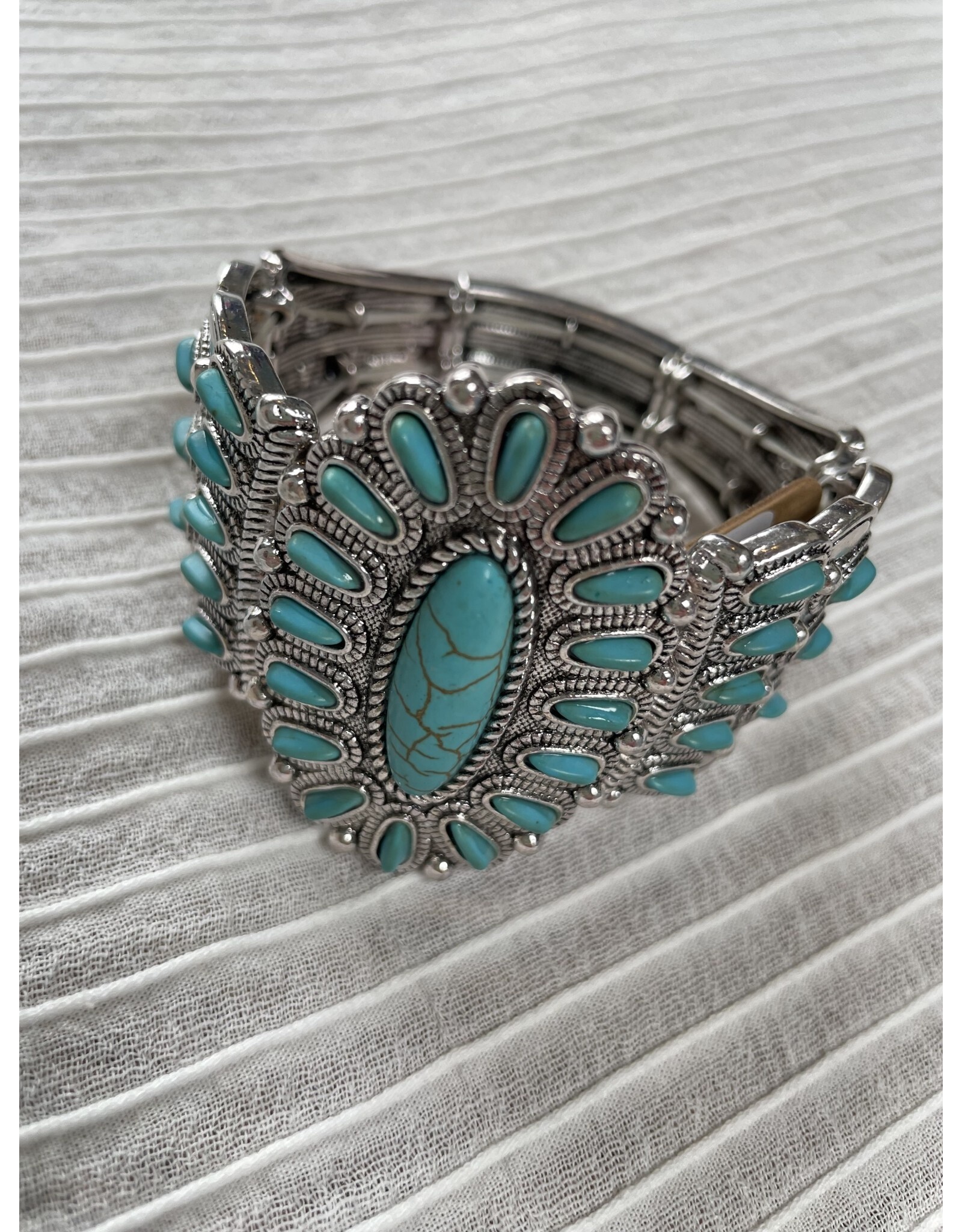 Blandice Turquoise oval cluster stretch bracelet
