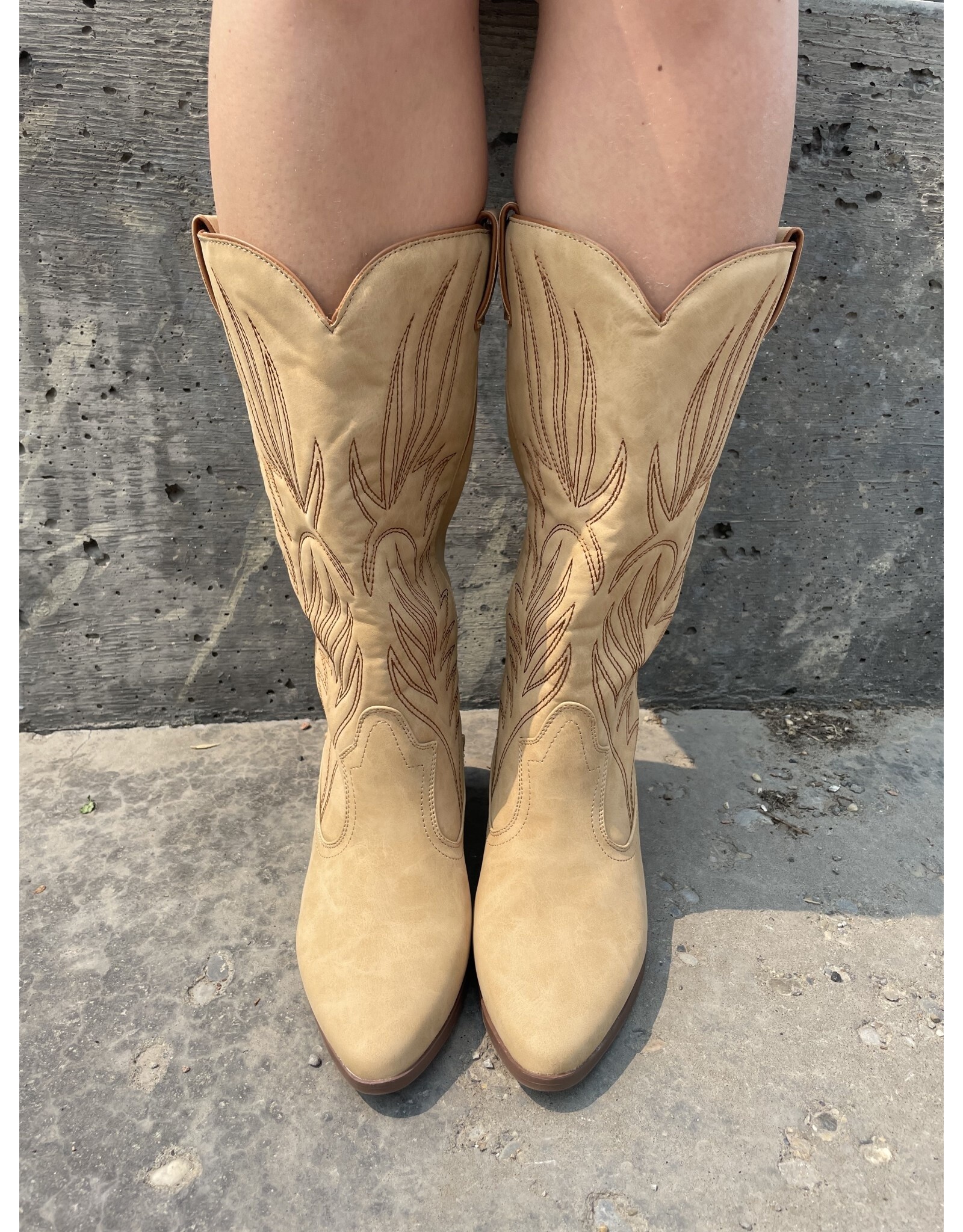 Qupid Montana western boot (Tan Nubuck)