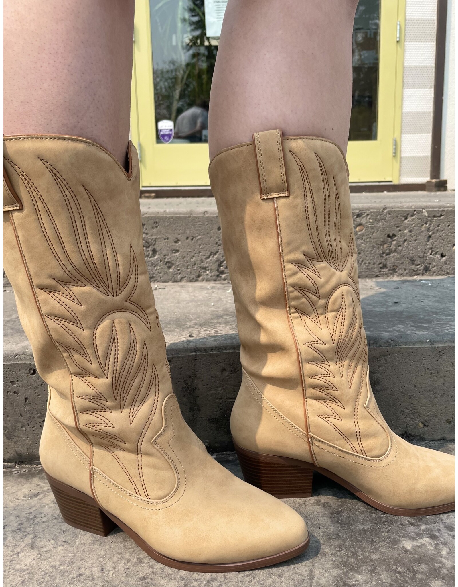 Qupid Montana western boot (Tan Nubuck)