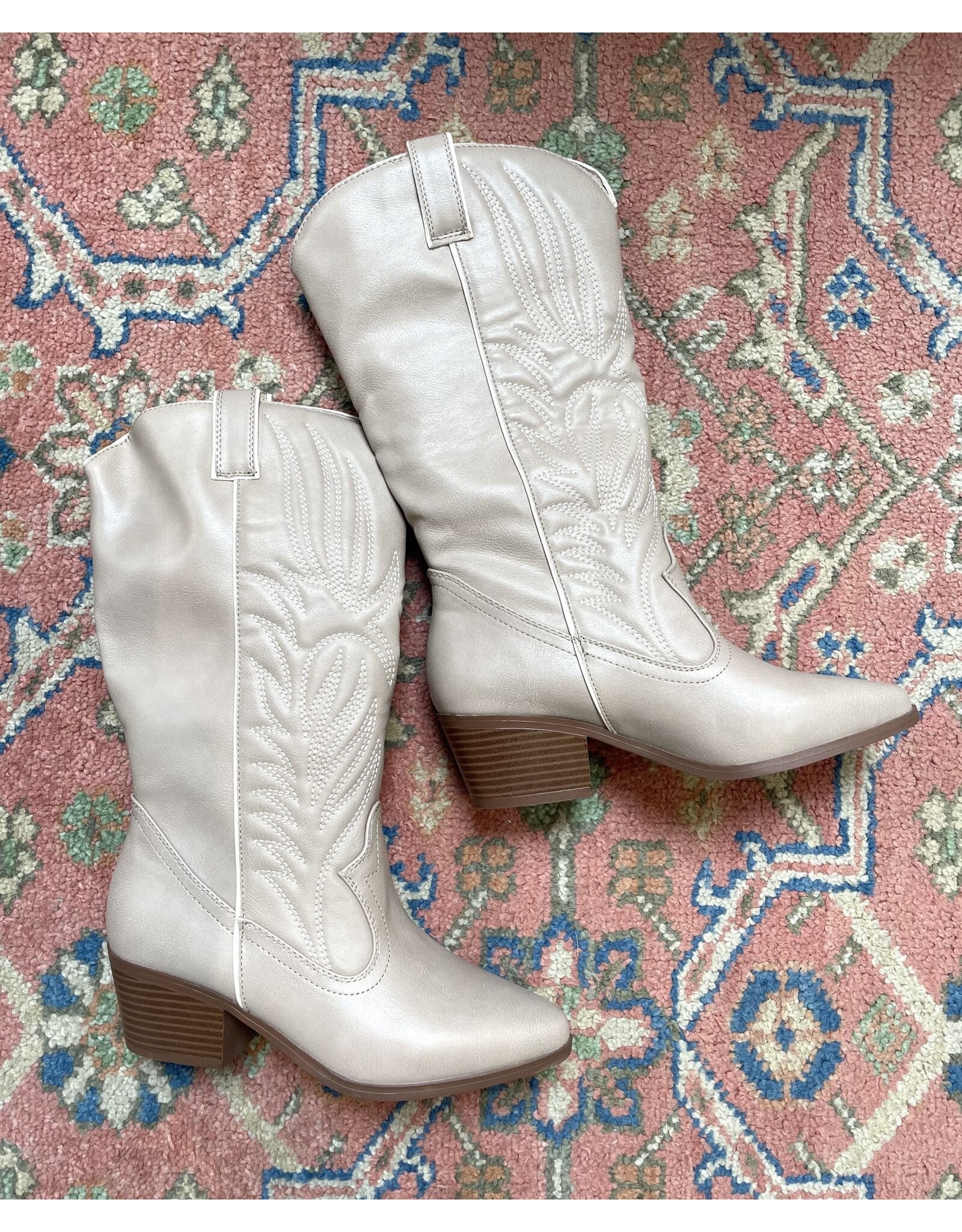 Qupid Montana western boot (taupe)