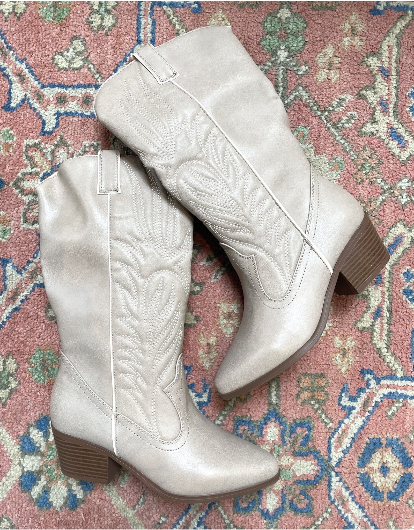 Qupid Montana western boot (taupe)
