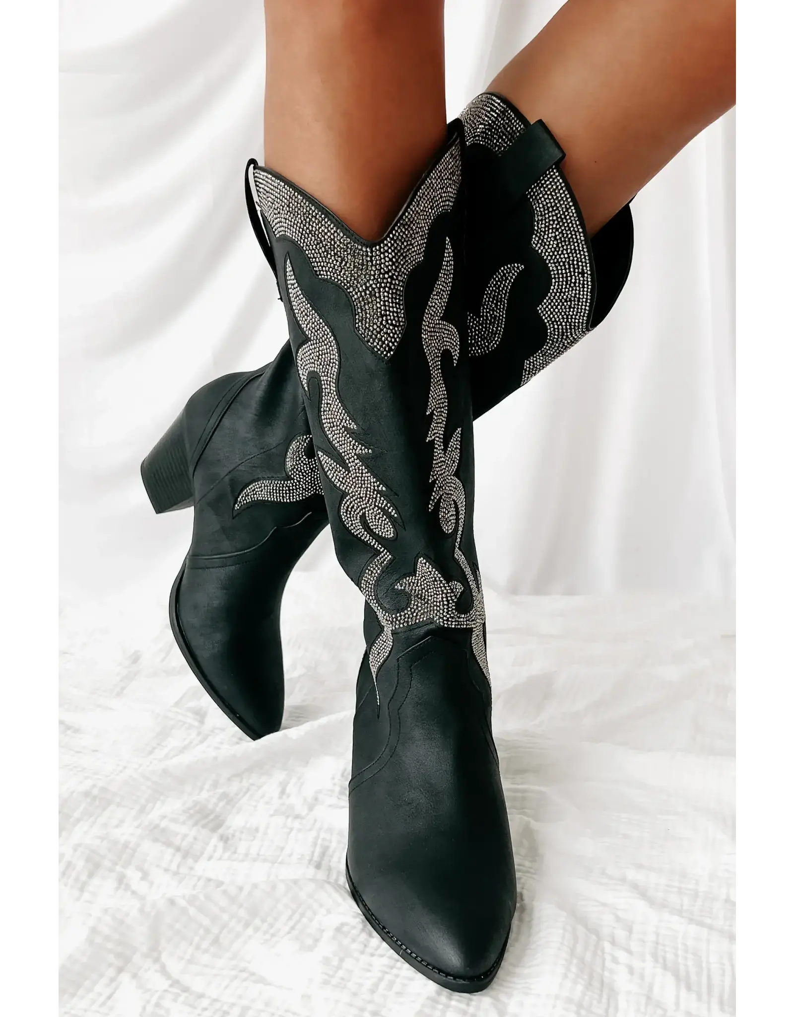Qupid Zane 85  rhinestone western boot (Black Distressed)