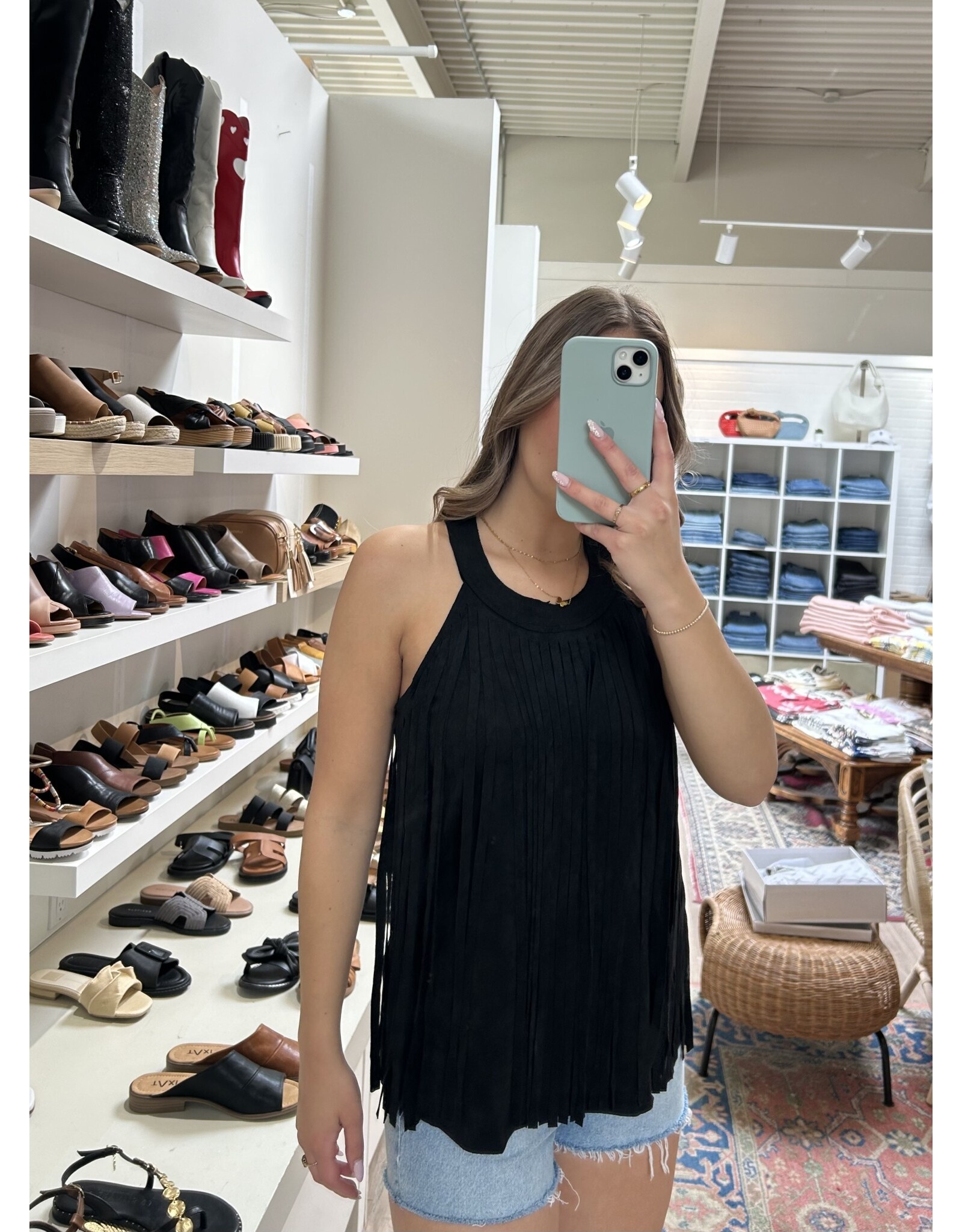 Vocal Vocal - Sleeveless suede top with fringe detail (Black)