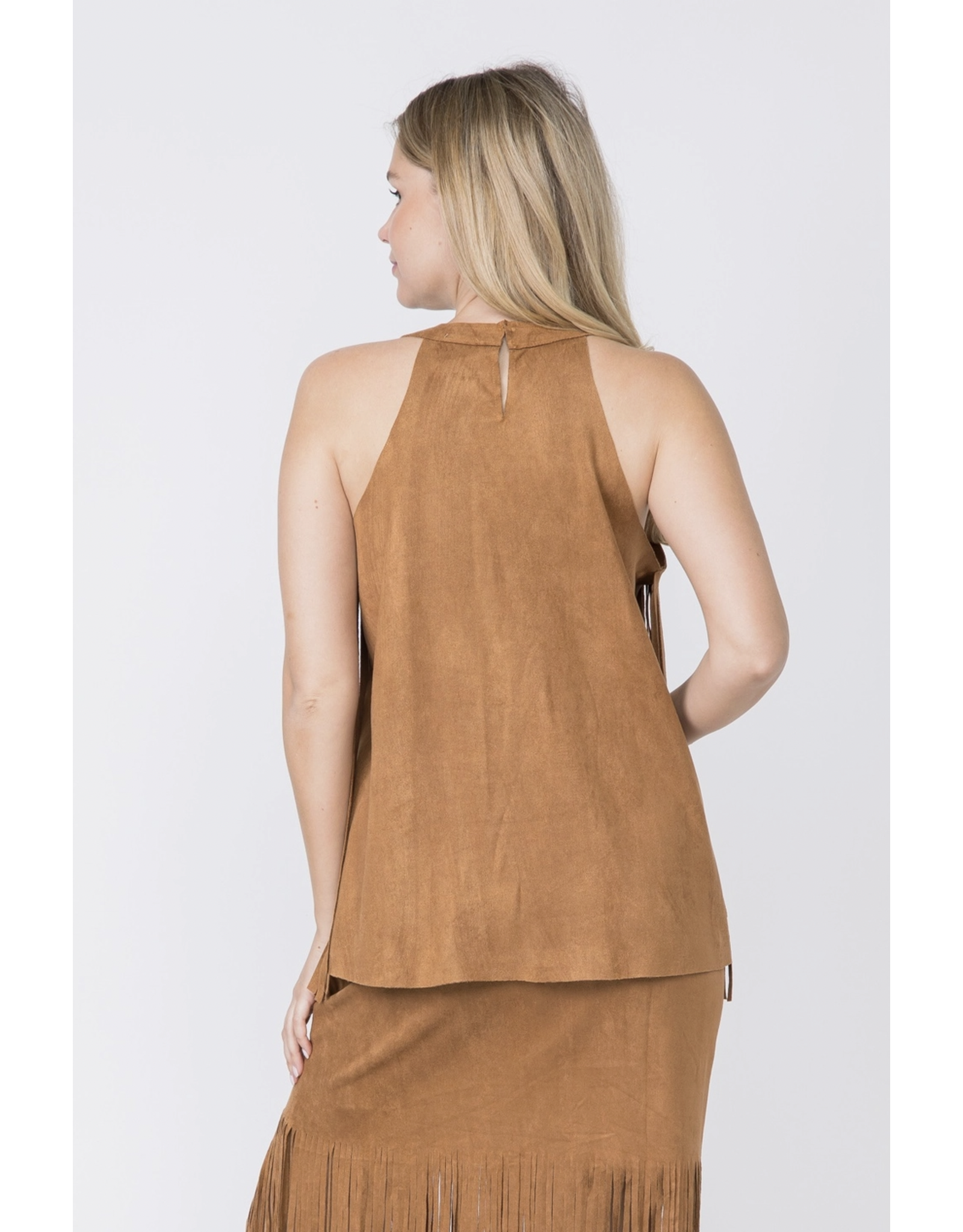 Vocal Vocal - Sleeveless suede top with fringe detail (Camel)