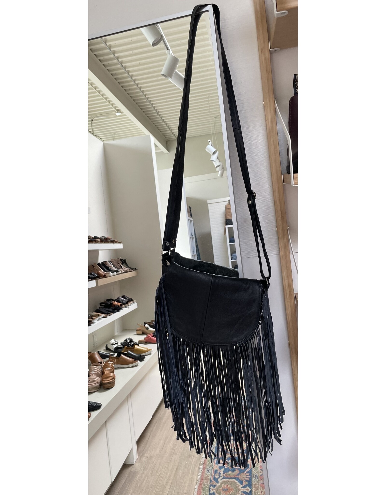 Bo Bags Bo Bags - Half Moon Leather Hobo Bag (black)