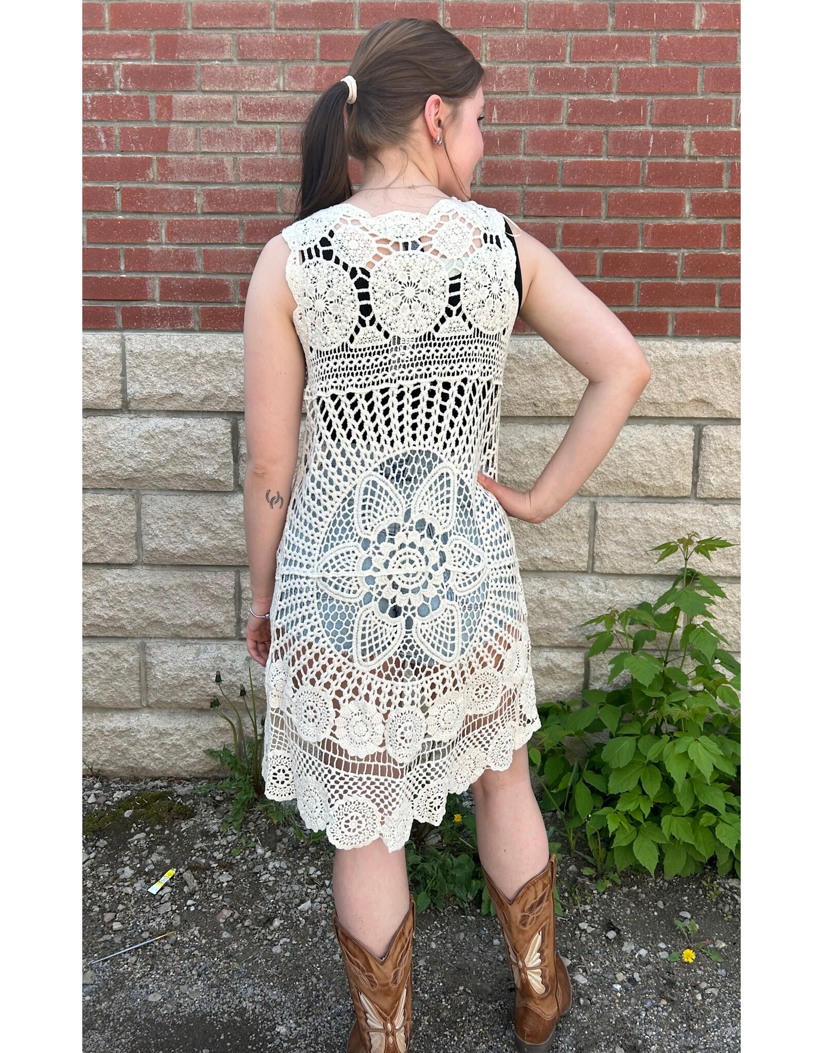 Papillon Papillon - Crochet High Low Open Vest (Beige)