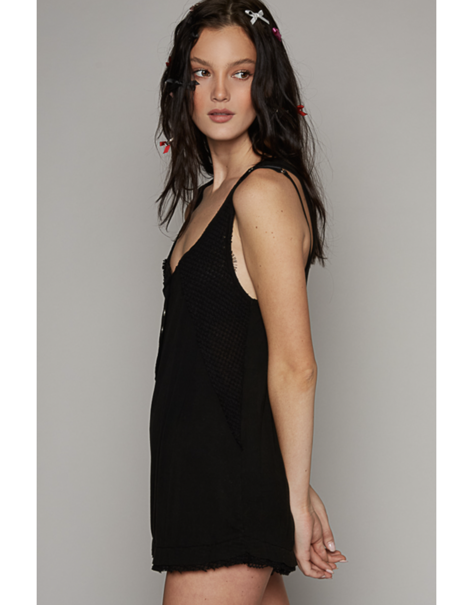 POL Sabrina - Round Neck Tank with Buttons (Black)