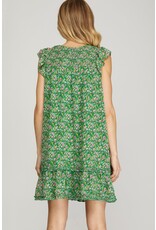 She + Sky Butterfly Sleeve Smocked Floral Print Dress (Green)