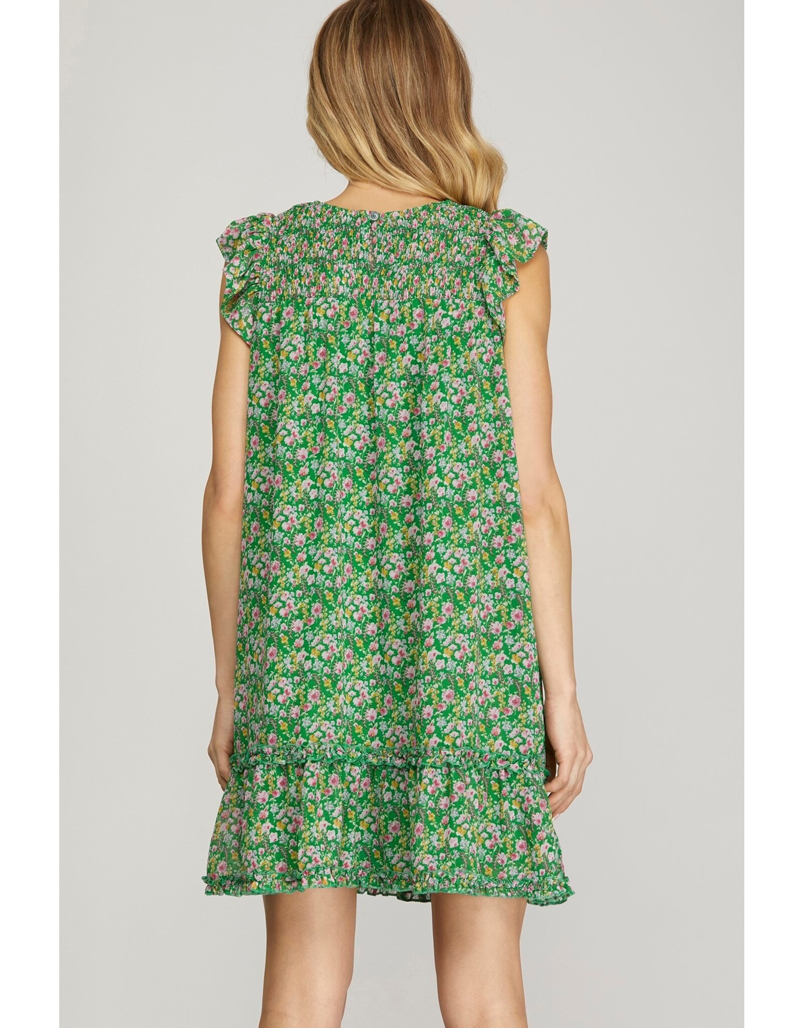 She + Sky Butterfly Sleeve Smocked Floral Print Dress (Green)