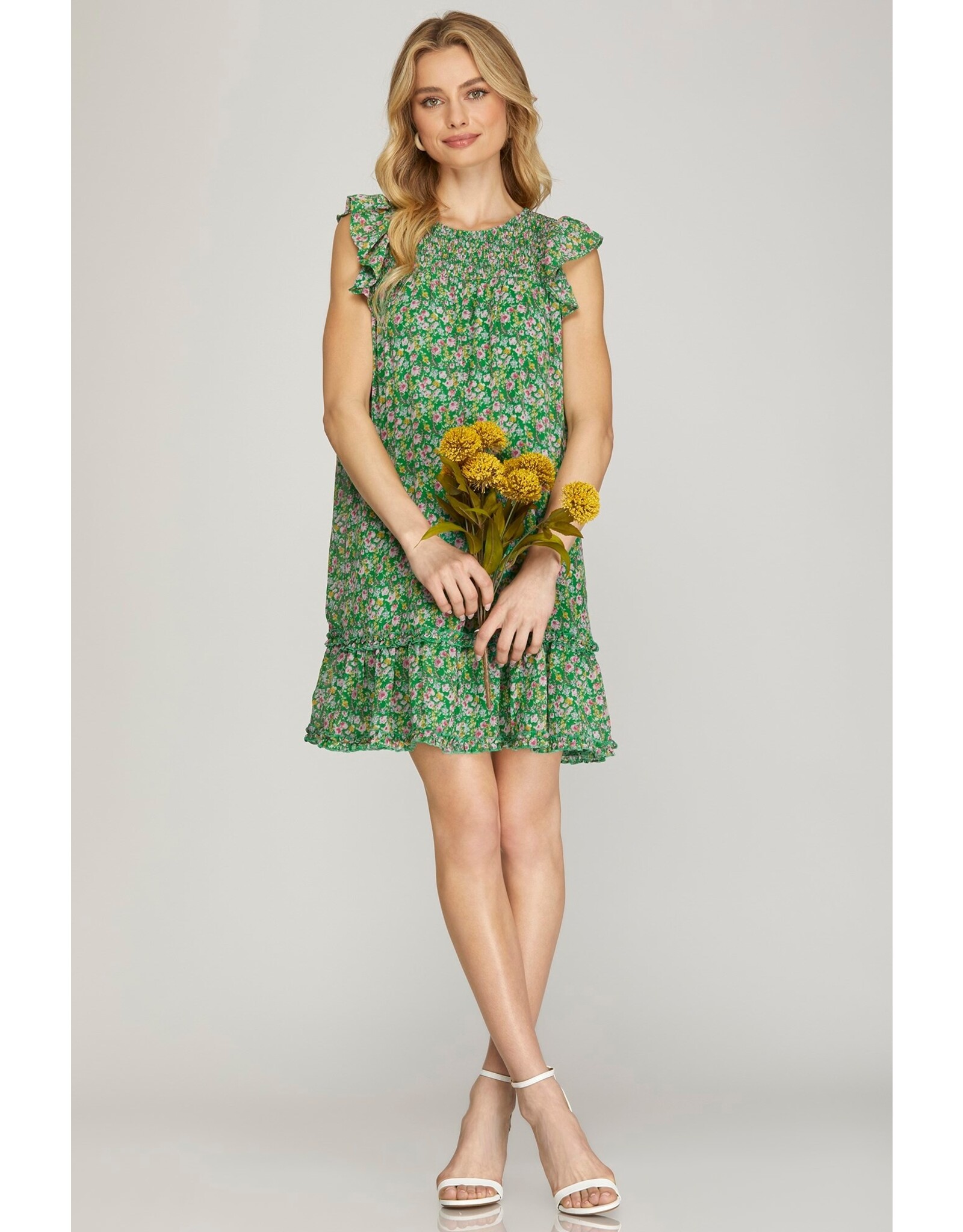 She + Sky Butterfly Sleeve Smocked Floral Print Dress (Green)
