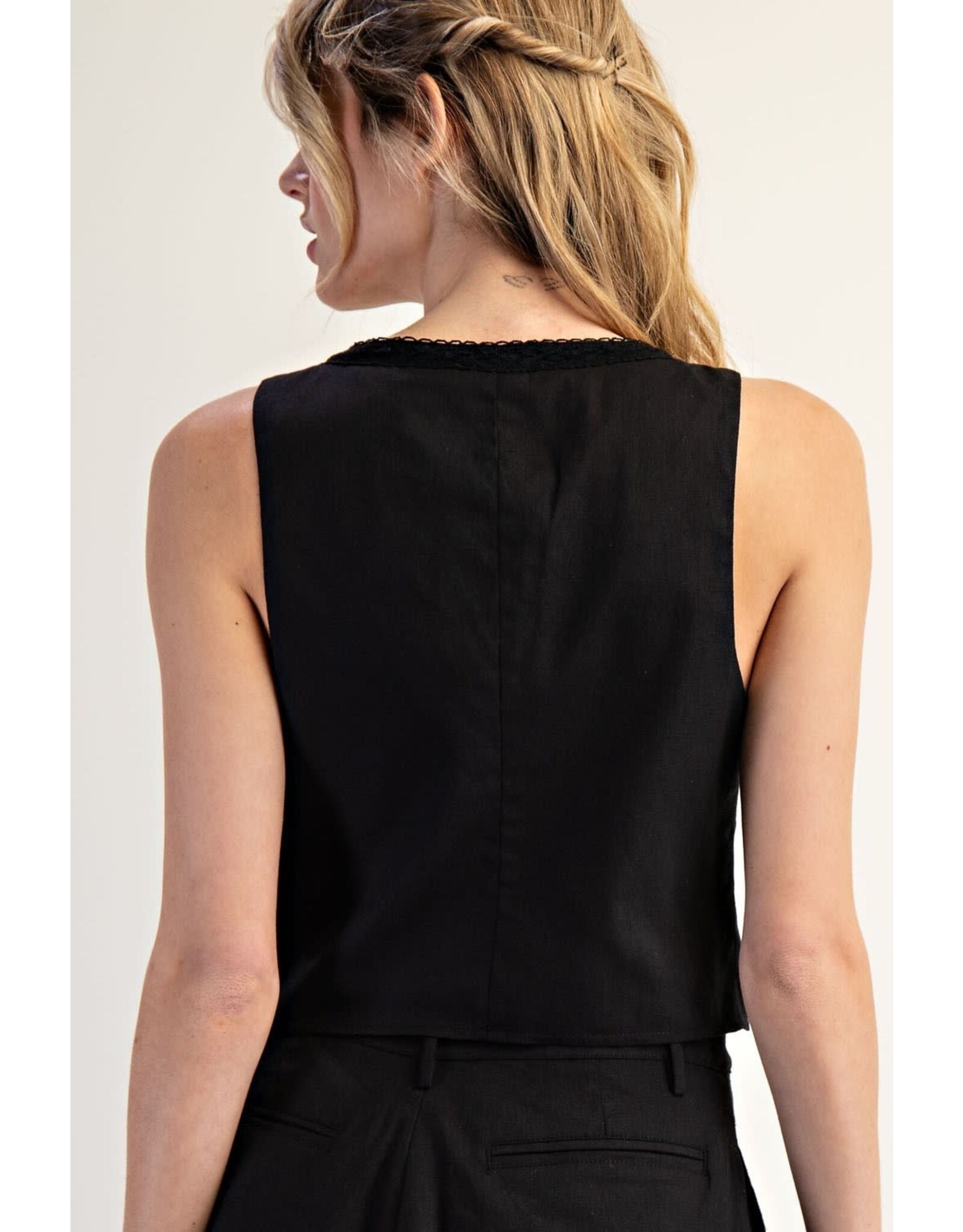 ee:some Tie Front Sleeveless Top (Black)
