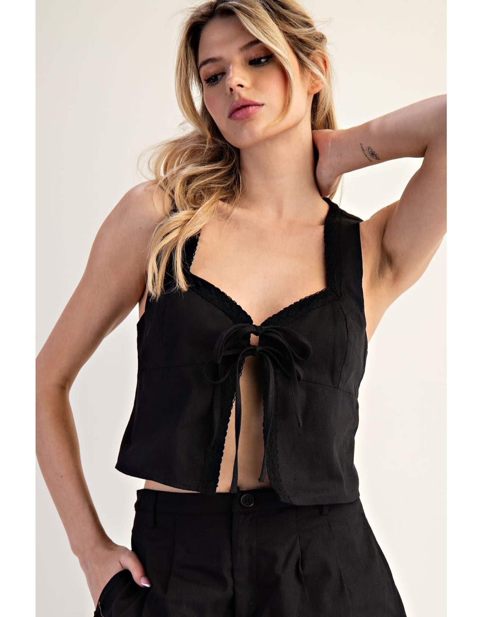 ee:some Tie Front Sleeveless Top (Black)
