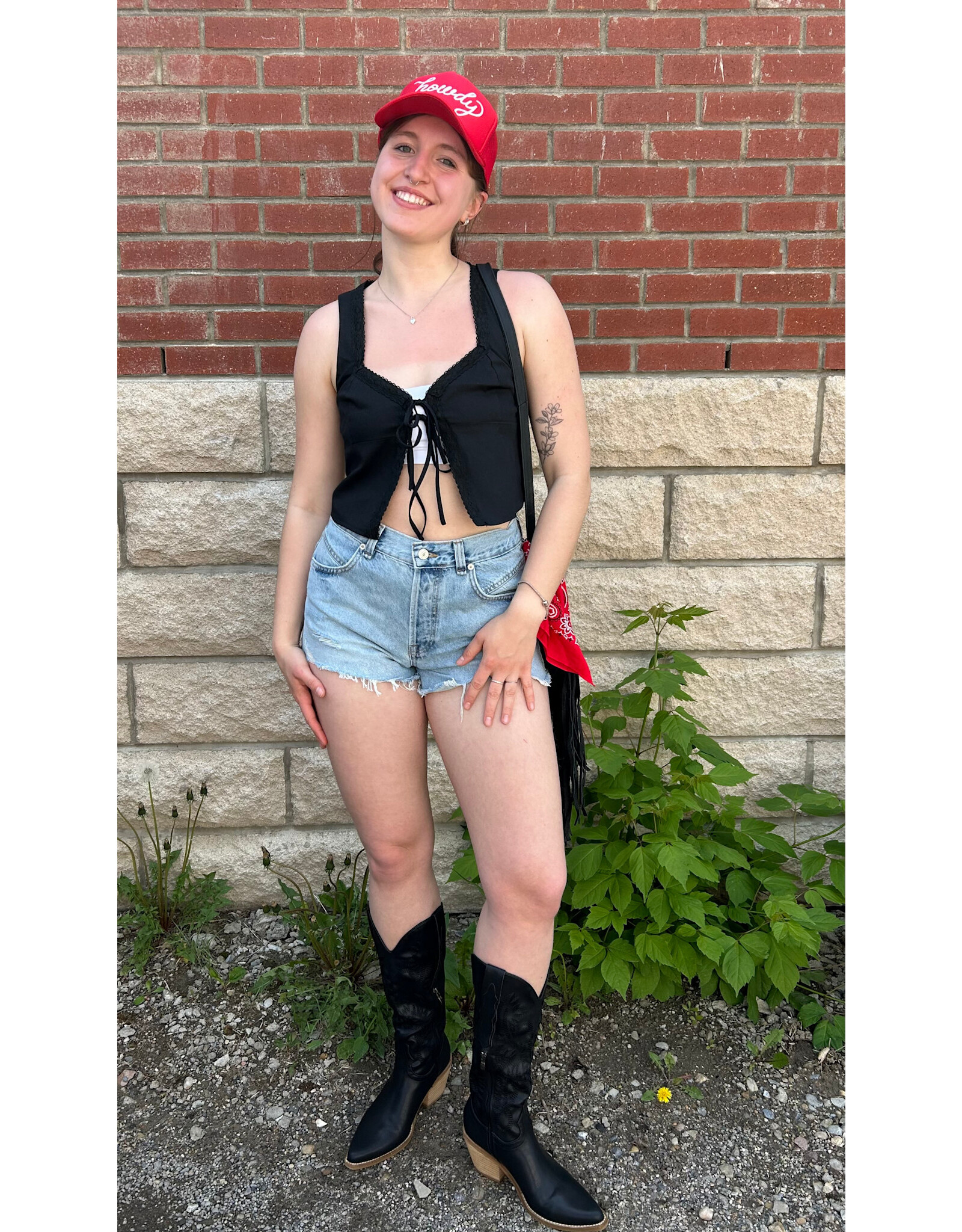 ee:some Tie Front Sleeveless Top (Black)