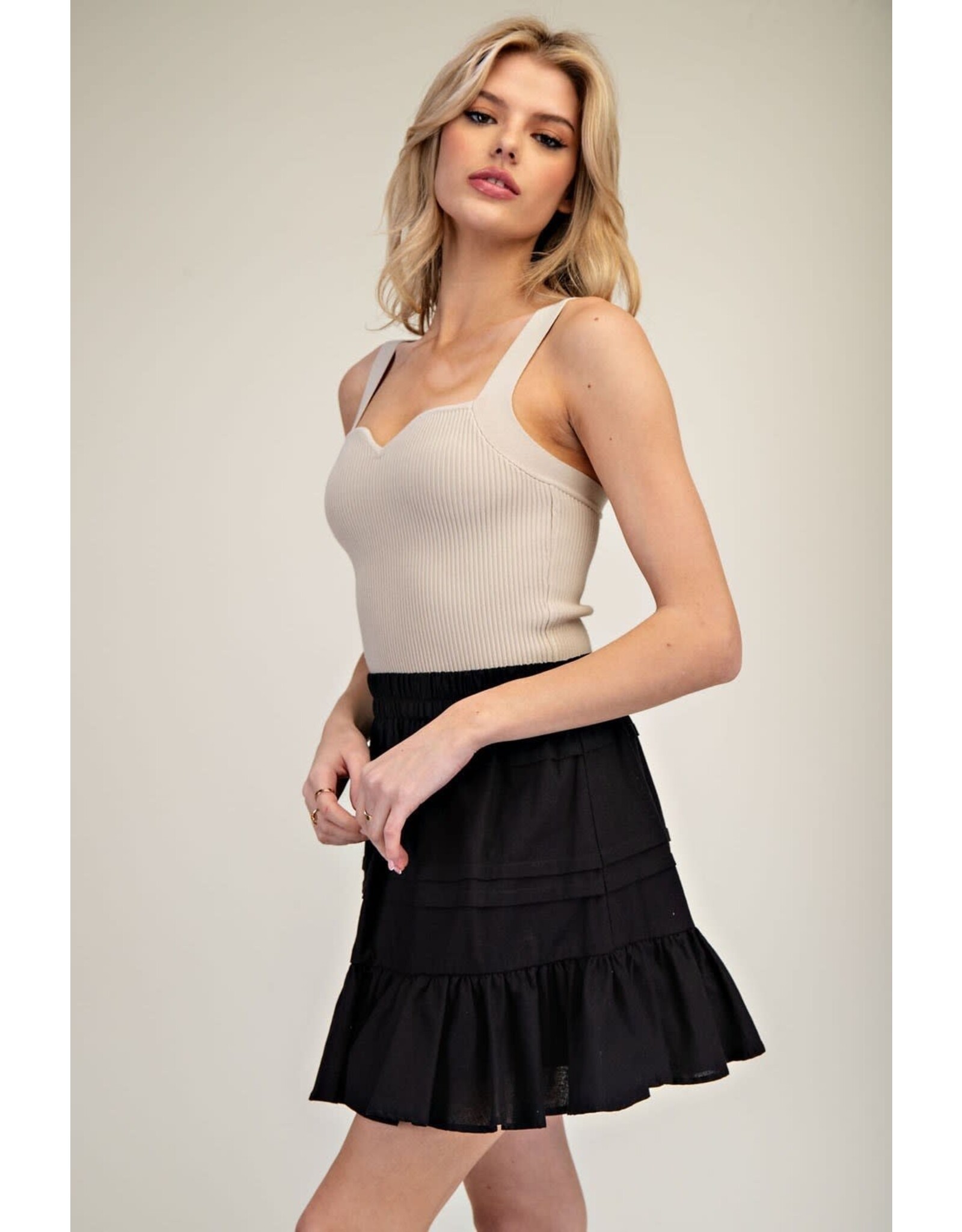 ee:some Tiered Skirt (Black)