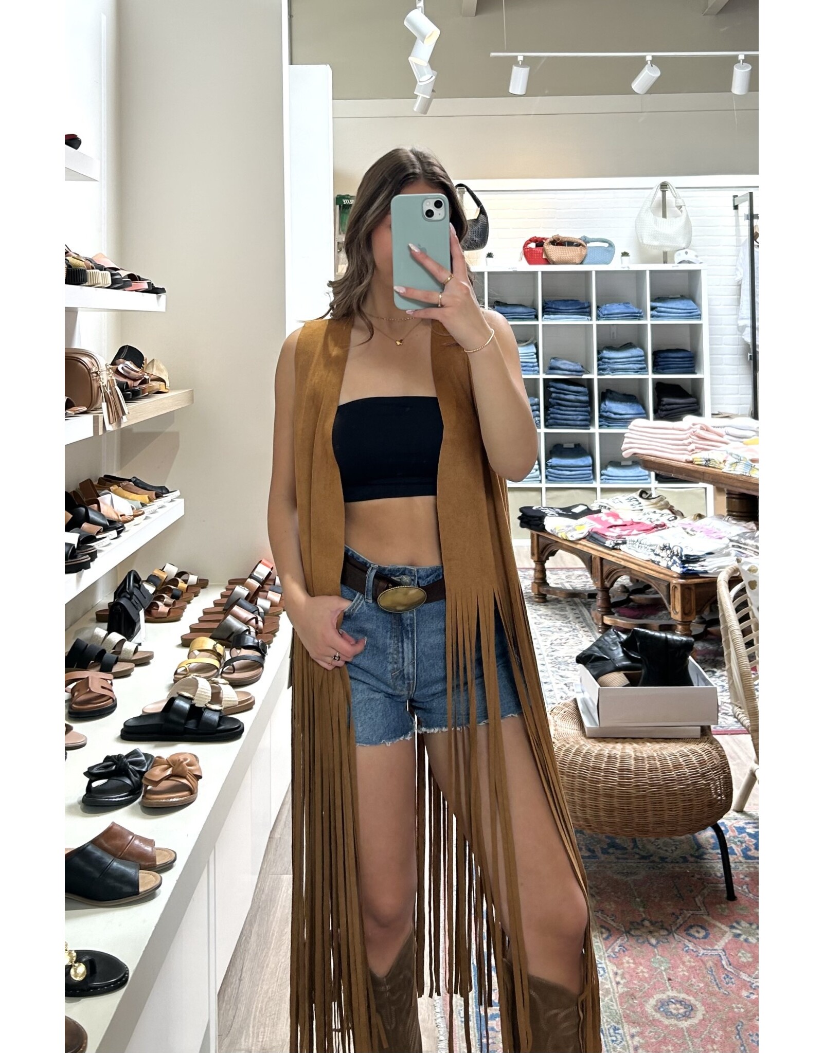 Vocal Vocal - Maxi length fringe vest (Camel)