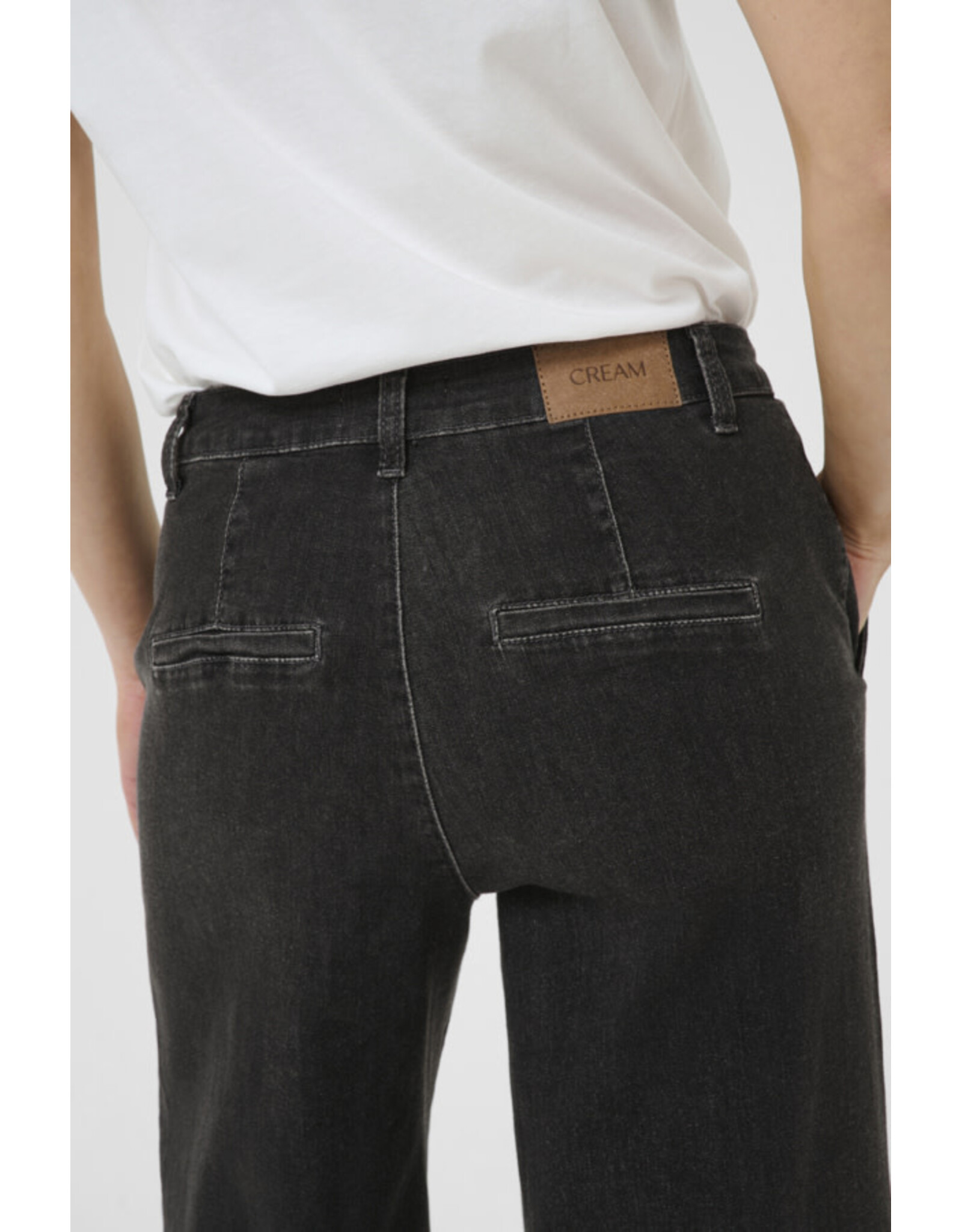 Cream Cream - Visti Jeans (Vancouver)