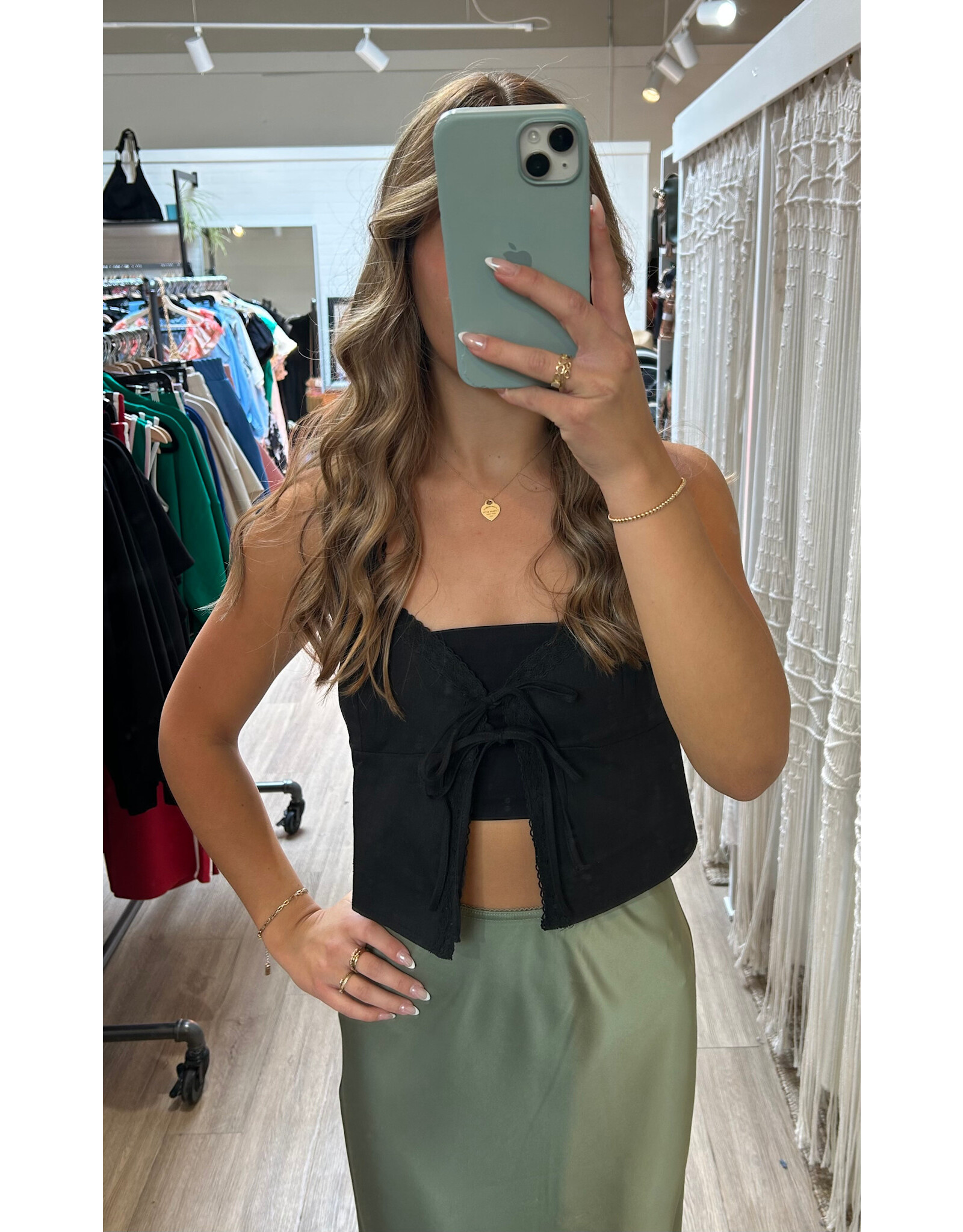 ee:some Tie Front Sleeveless Top (Black)