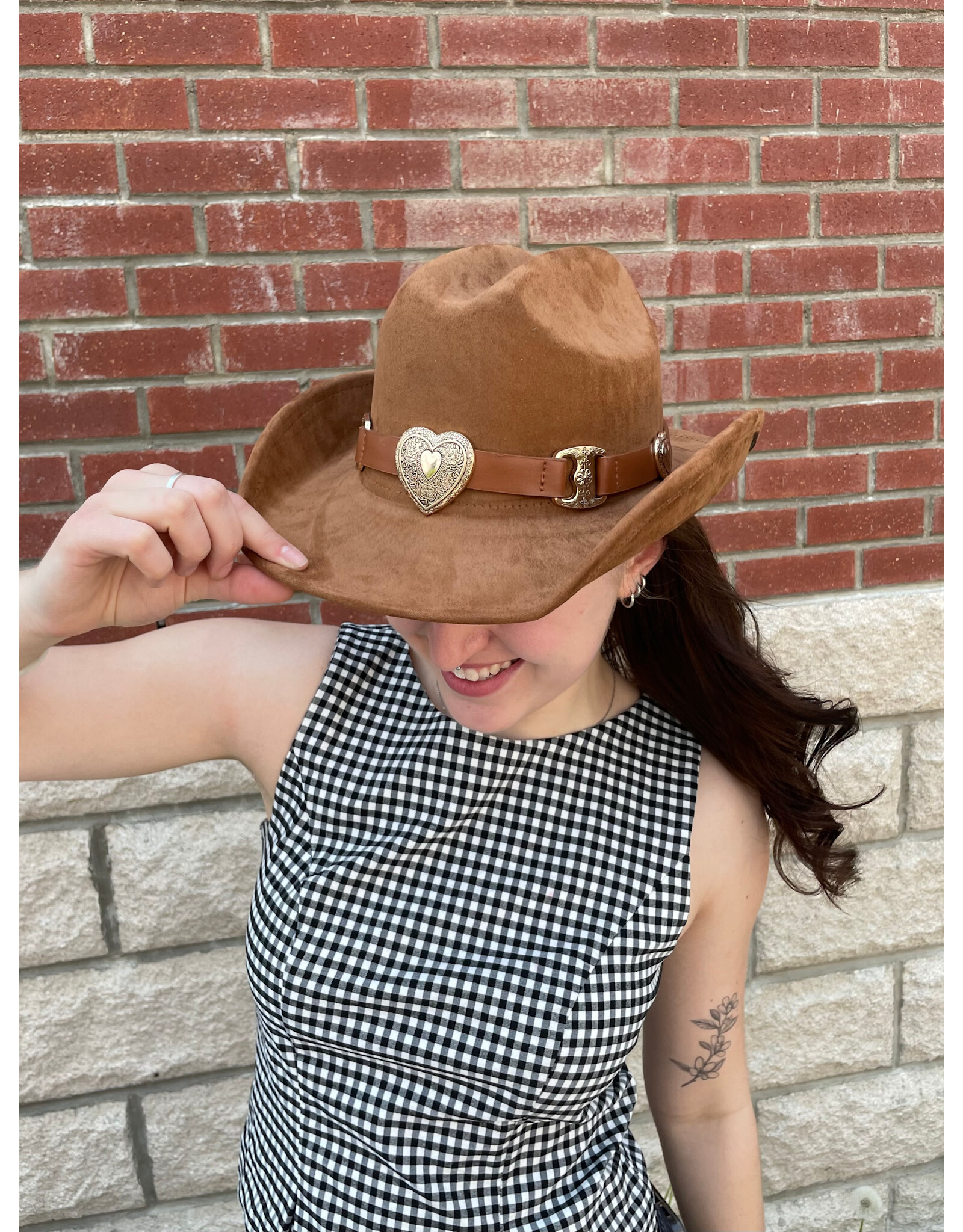 Fame Accessories Heart Buckle Cowboy Hat (Brown)