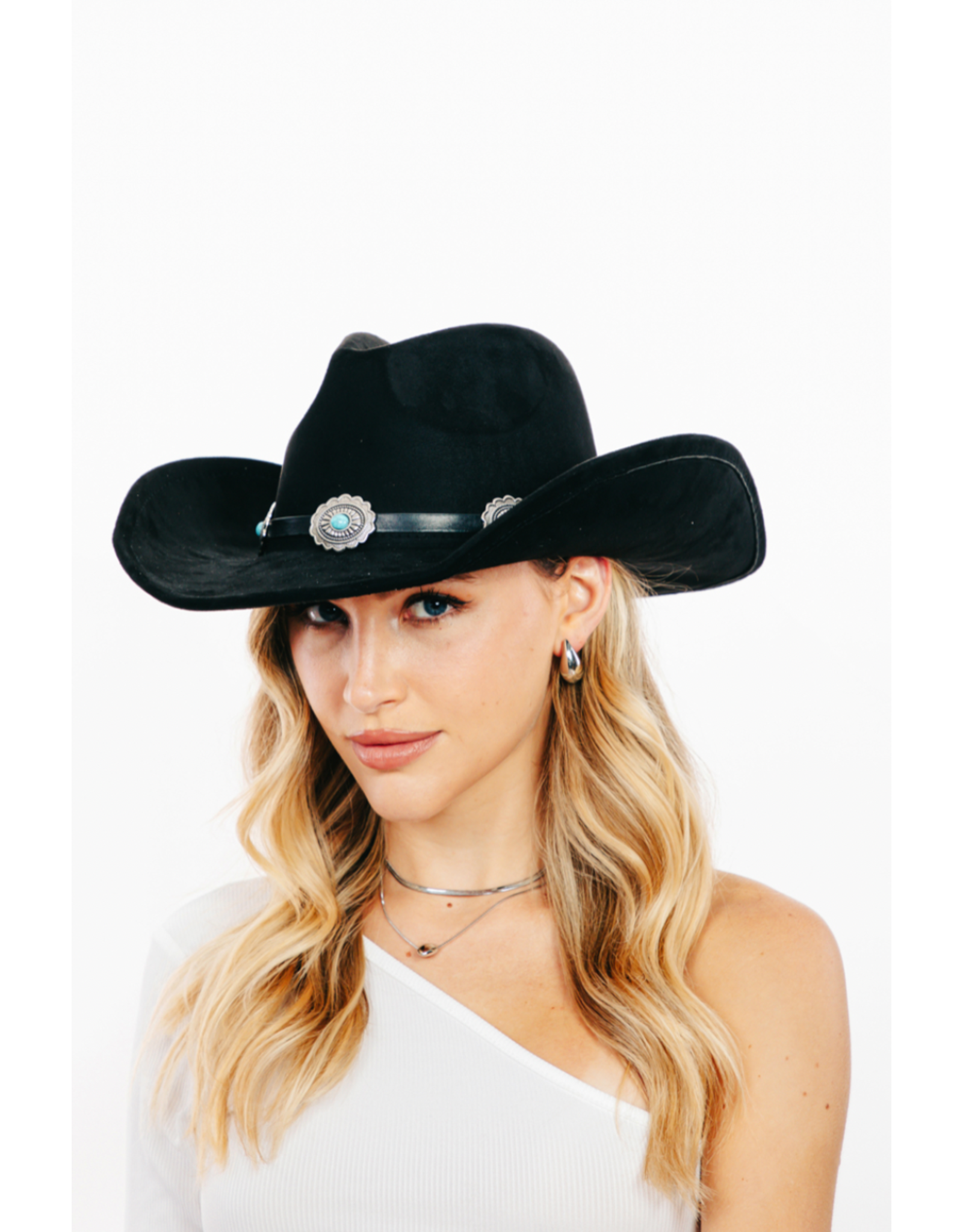 Fame Accessories Medallion Disc Strap Cowboy Hat (Black)