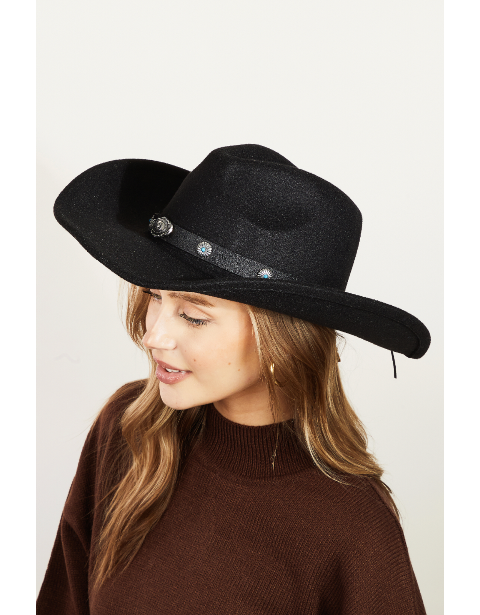 Fame Accessories Studded Ribbon Strap Western Cowboy Hat (Black)