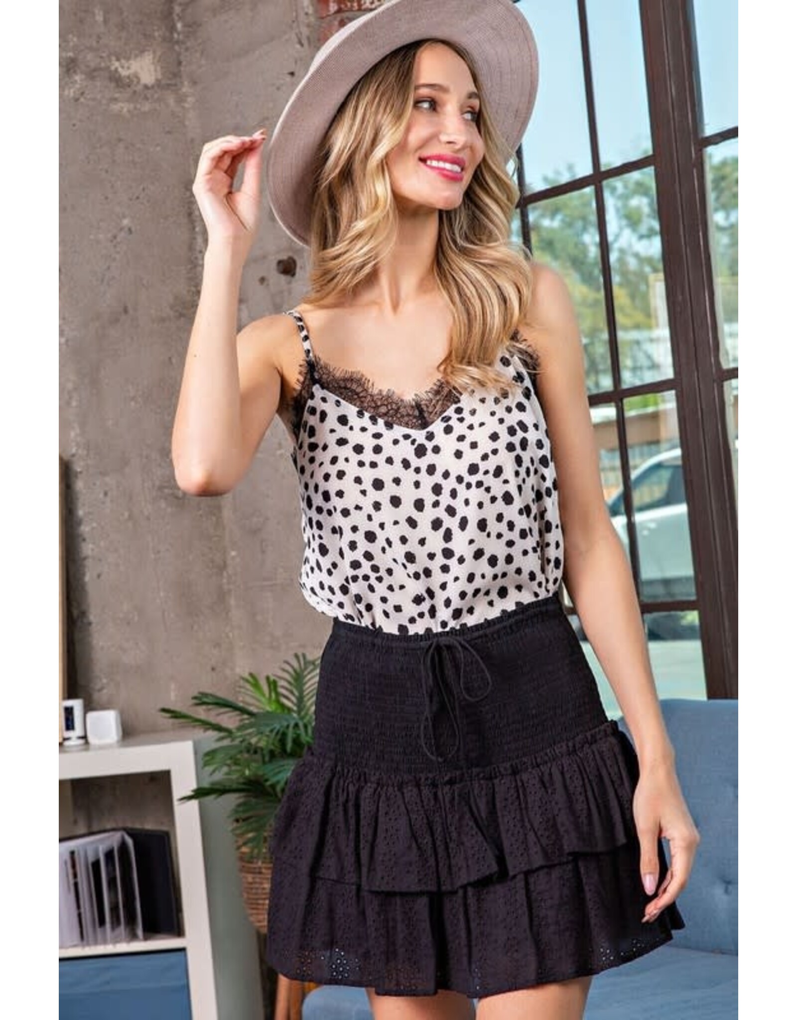 ee:some Eyelet Tiered Skirt (Black)